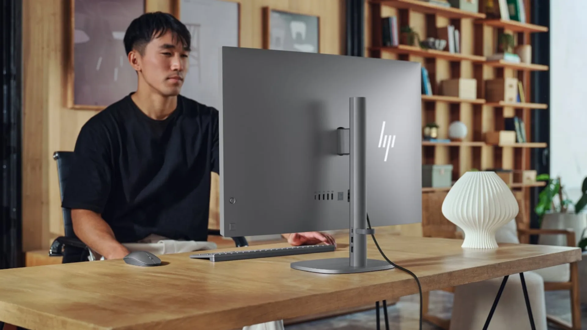 Моноблок HP OmniStudio X 32-c0006ua (B46JMEA) (UA)