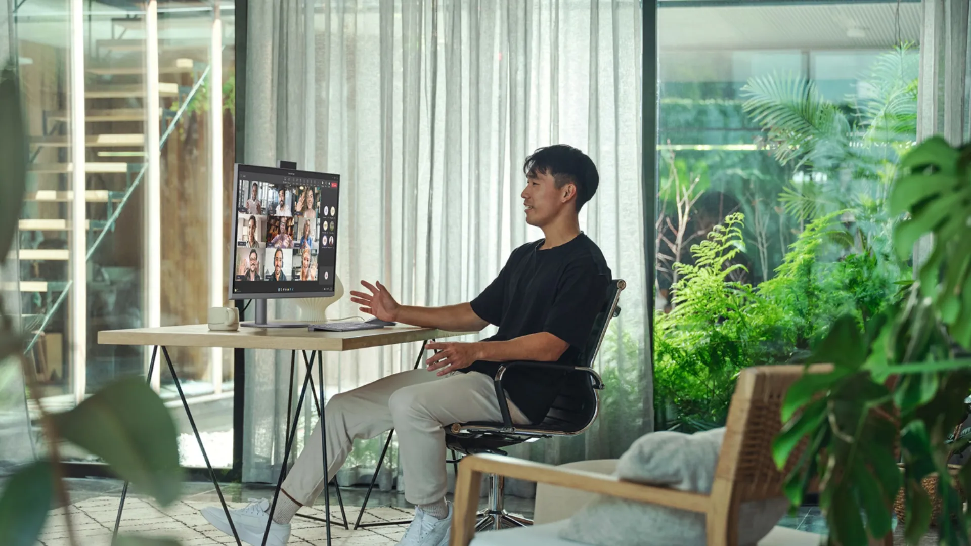 Моноблок HP OmniStudio X 32-c0006ua (B46JMEA) (UA)