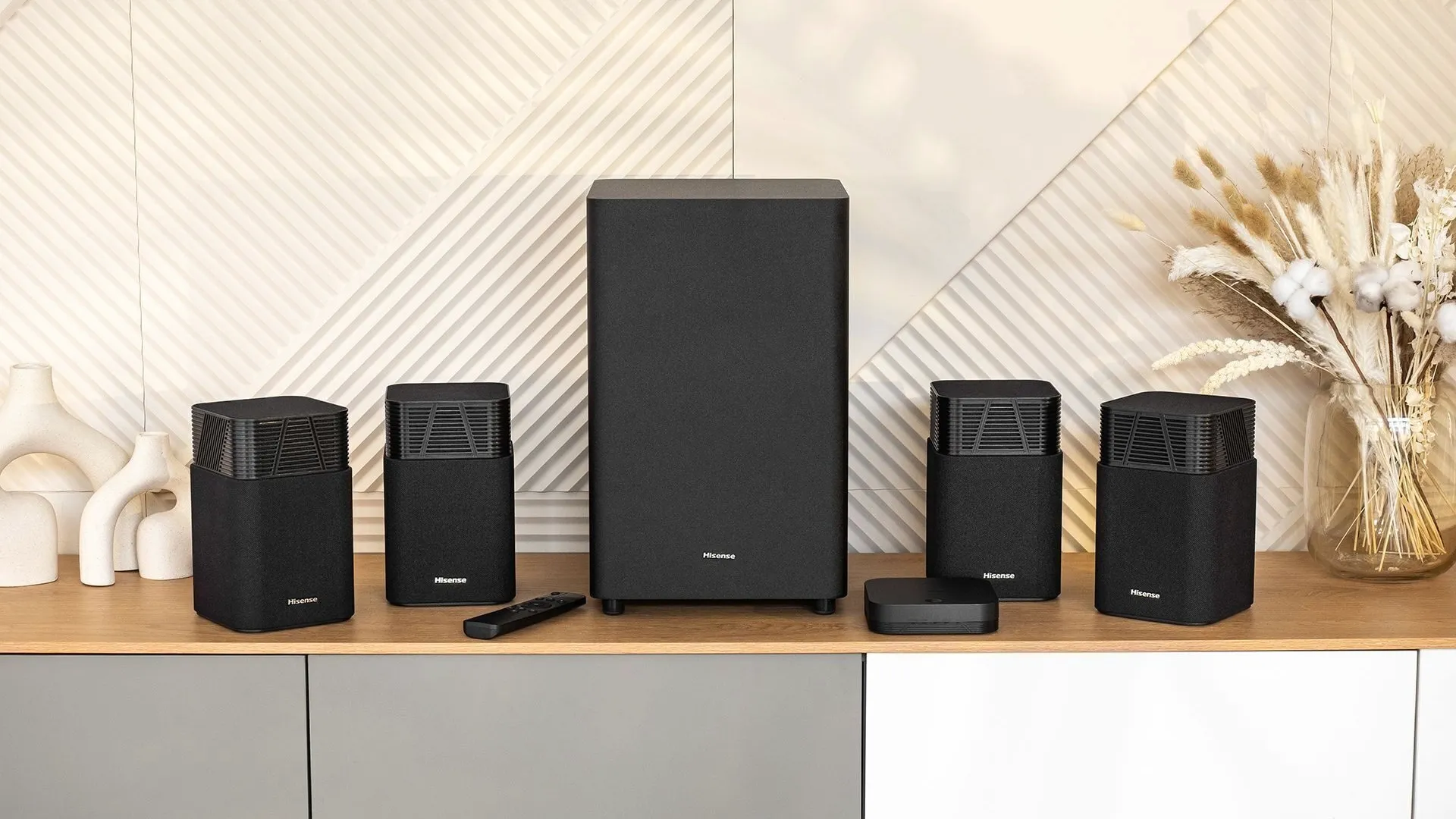 Саундбар Hisense HT SATURN (Black)
