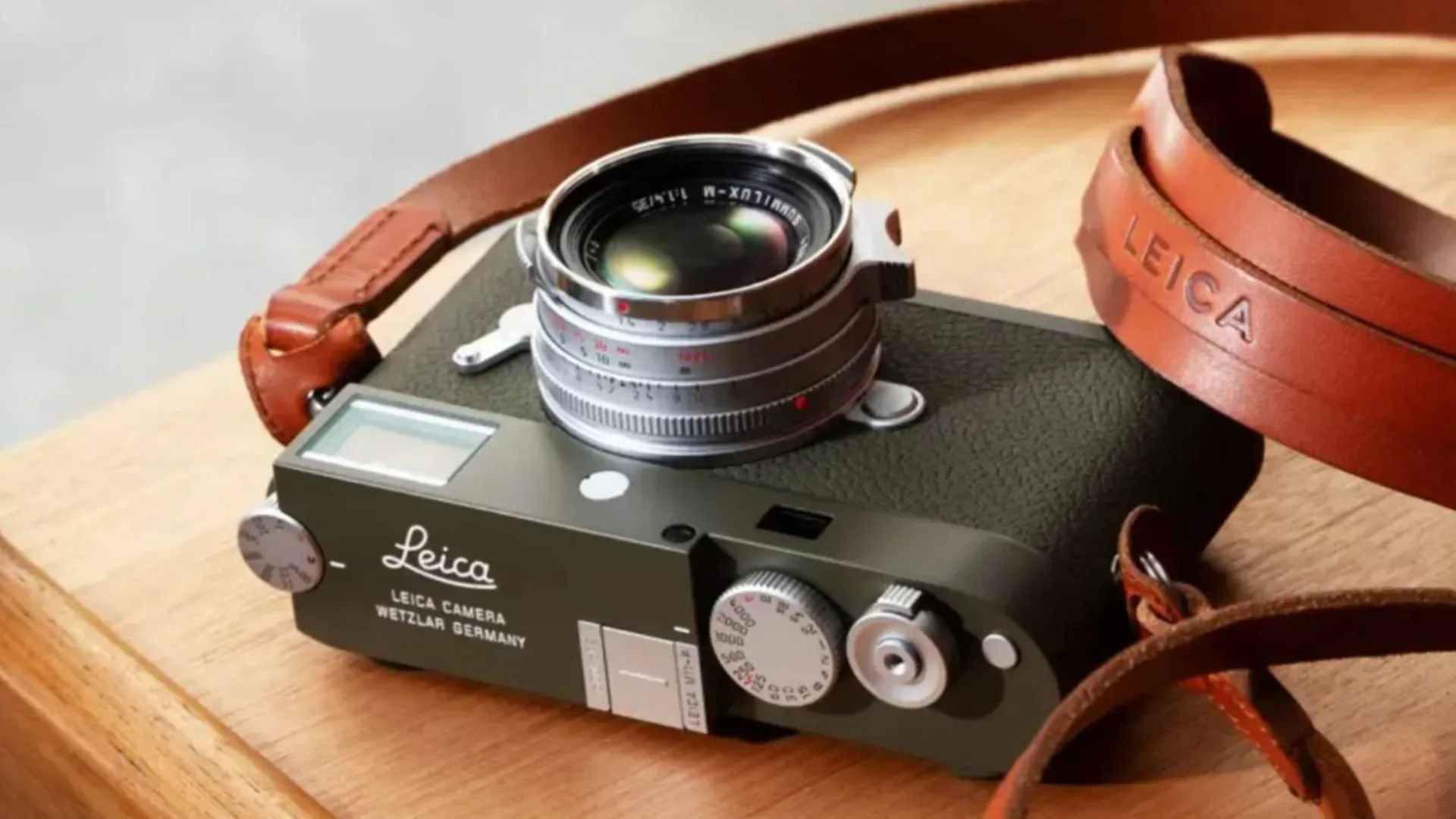 Цифровые фотоаппараты Leica