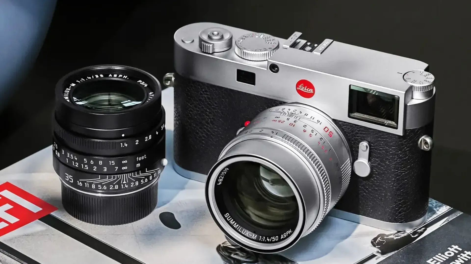 Цифрові фотоапарати Leica