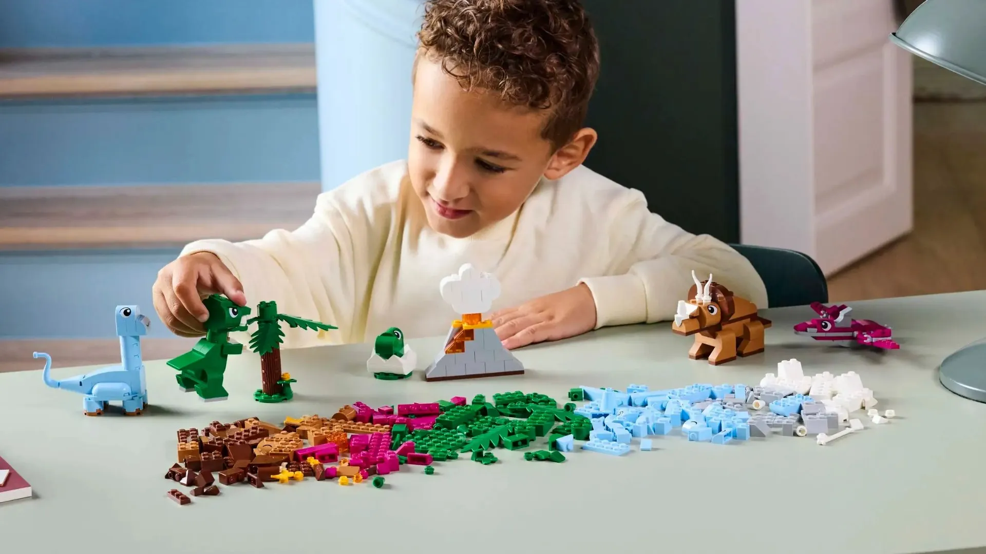 Конструктор LEGO Classic Творчі динозаври (11041)