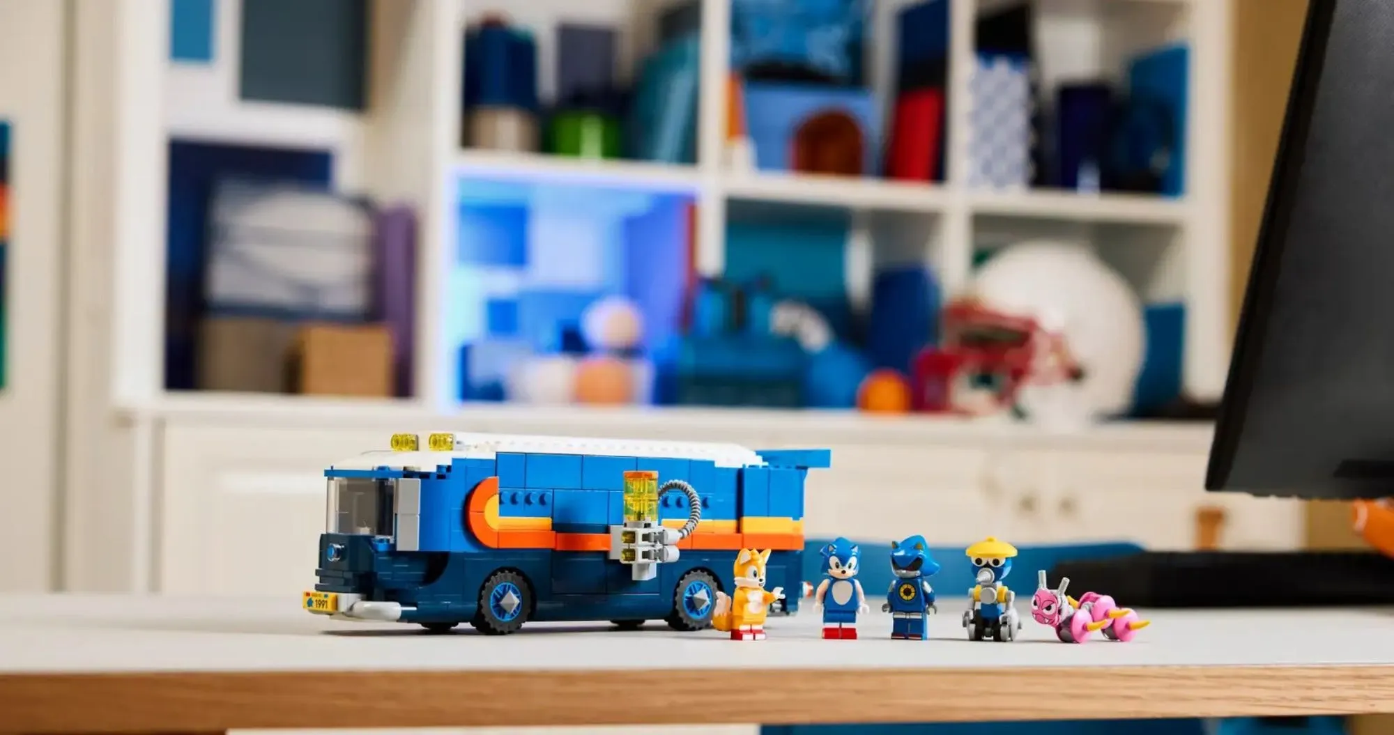 Конструктор LEGO Sonic Соник и командный грузовик (77006)
