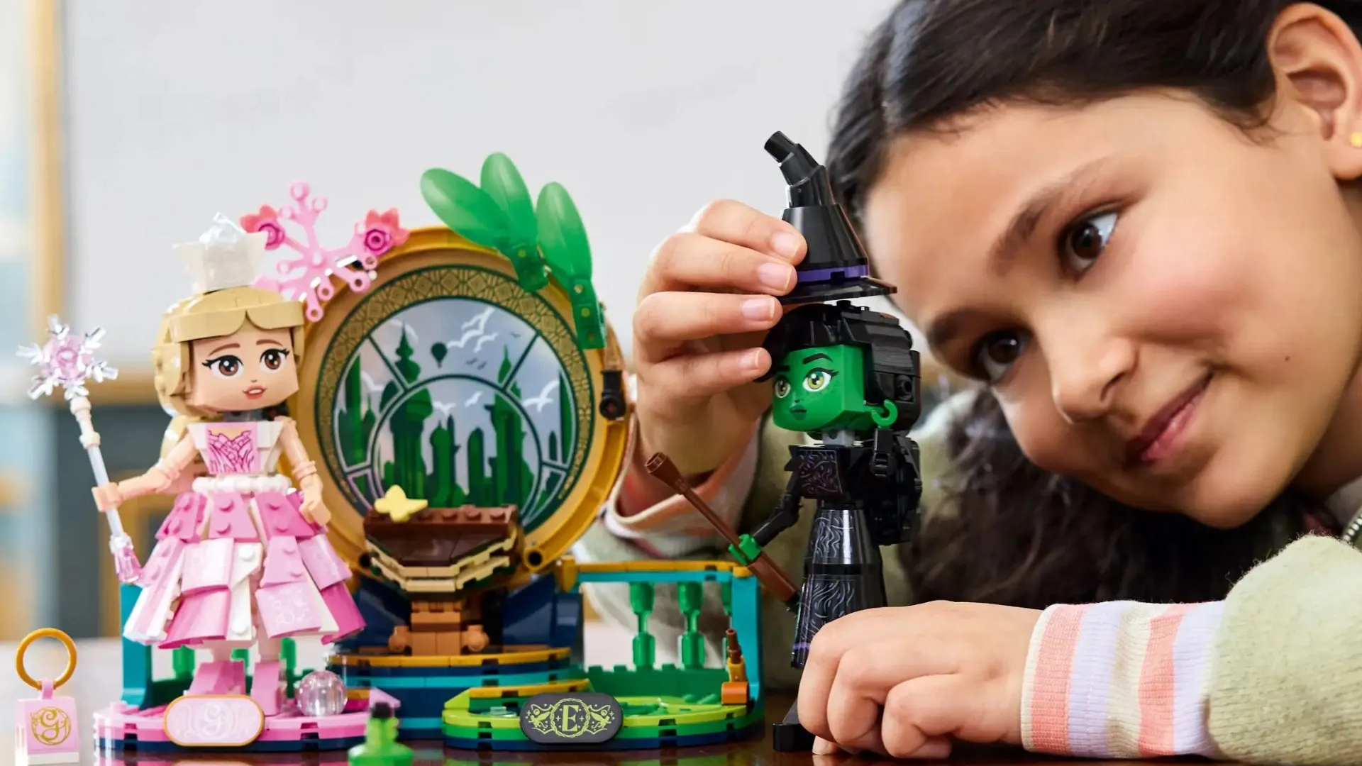 Конструктор LEGO Wicked Фигурки Эльфабы и Глинды (75682)