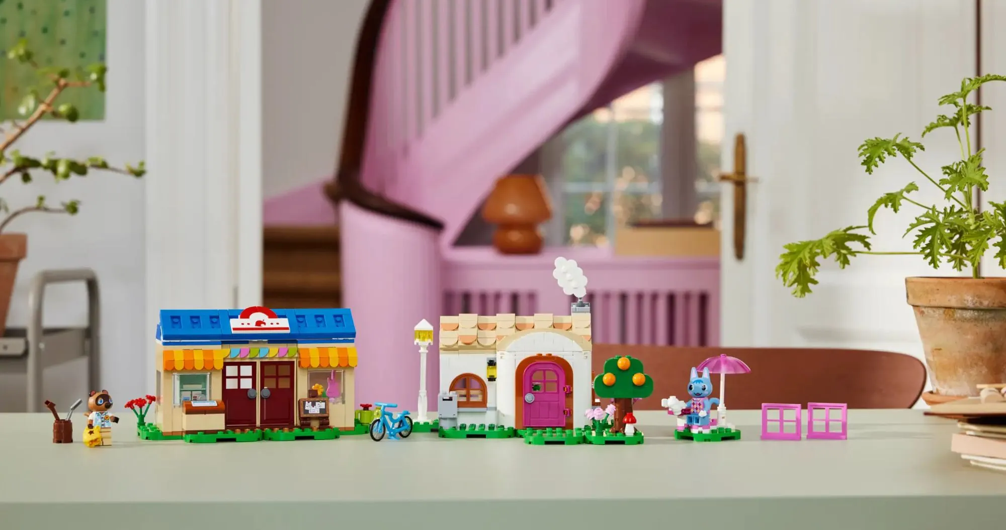 Конструктор LEGO Animal Crossing Ятка «Nook's Cranny» и дом Рози (77050)