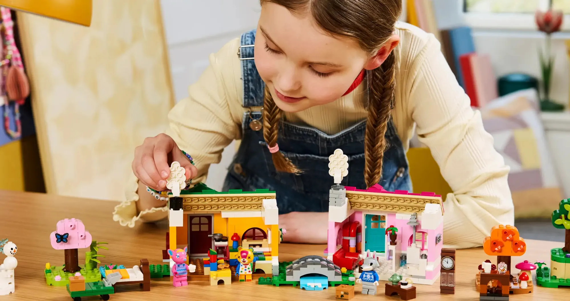 Конструктор LEGO Animal Crossing Творчі будинки: сезони розваг (77057)