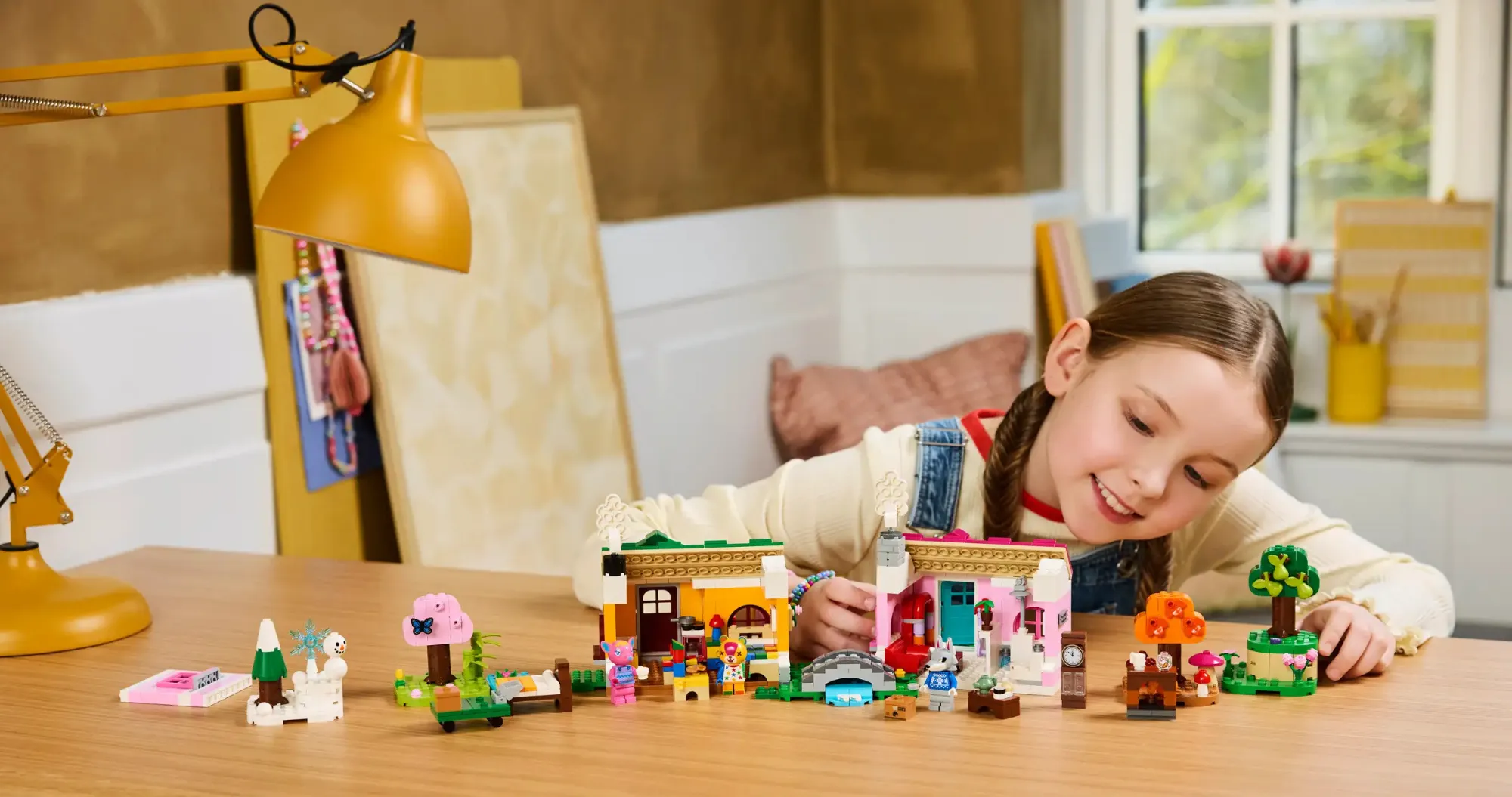 Конструктор LEGO Animal Crossing Творчі будинки: сезони розваг (77057)