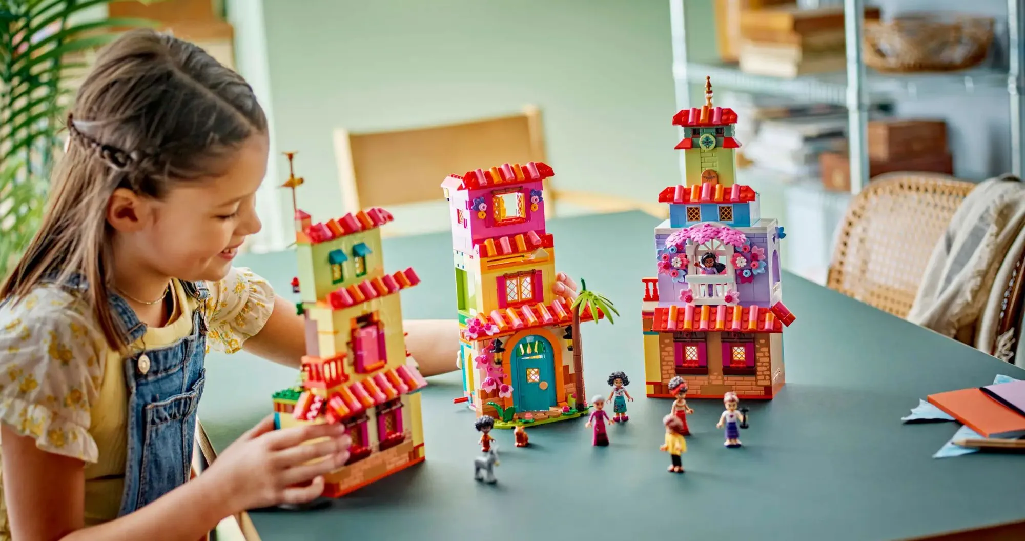 Конструктор LEGO Disney The Magical Madrigal House (43245)