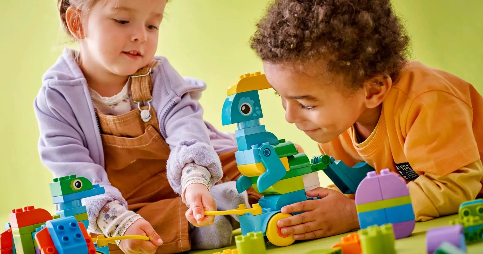 Конструктор LEGO DUPLO Динозавры на колесах 3 в 1 (10451)
