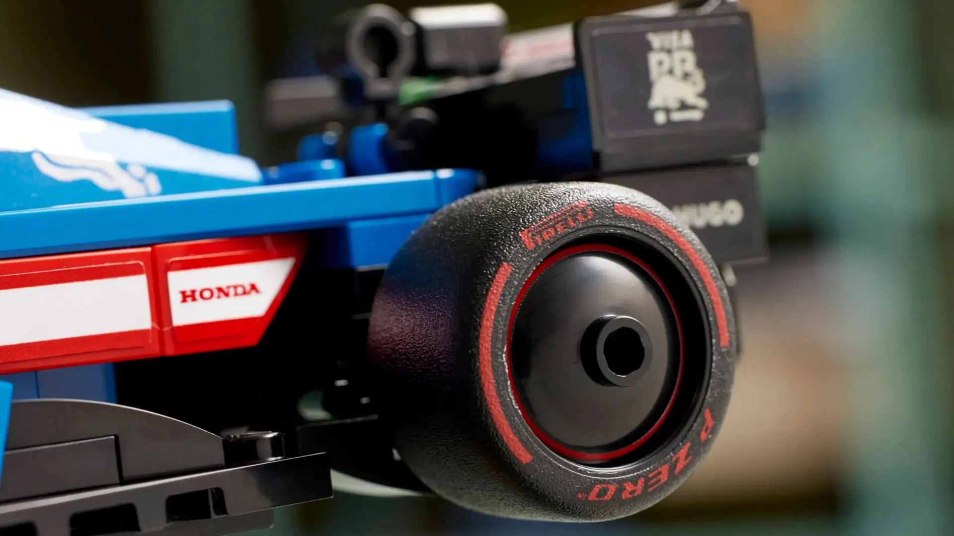 Конструктор LEGO Speed Champions Visa Cash App RB VCARB 01 F1 Race Car (77246)