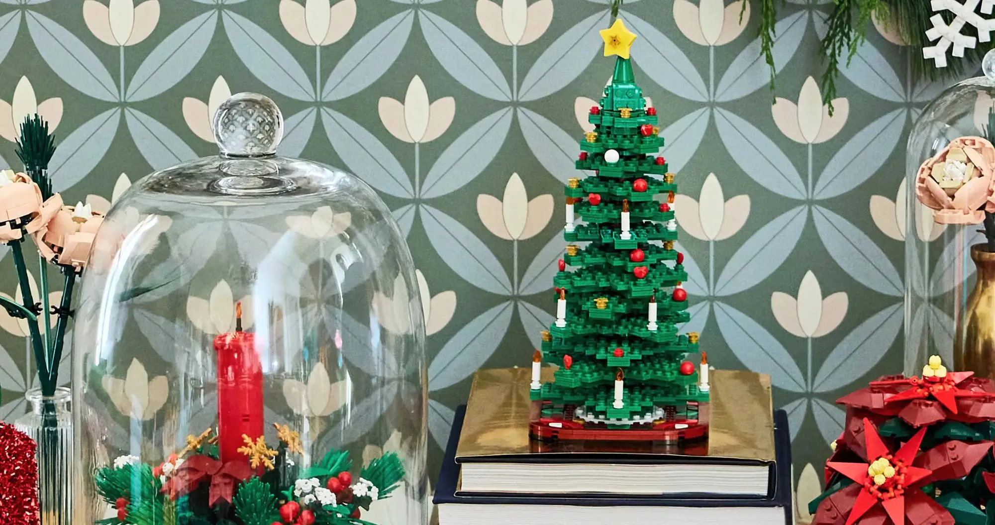 Конструктор LEGO Icons Christmas Tree (40573)