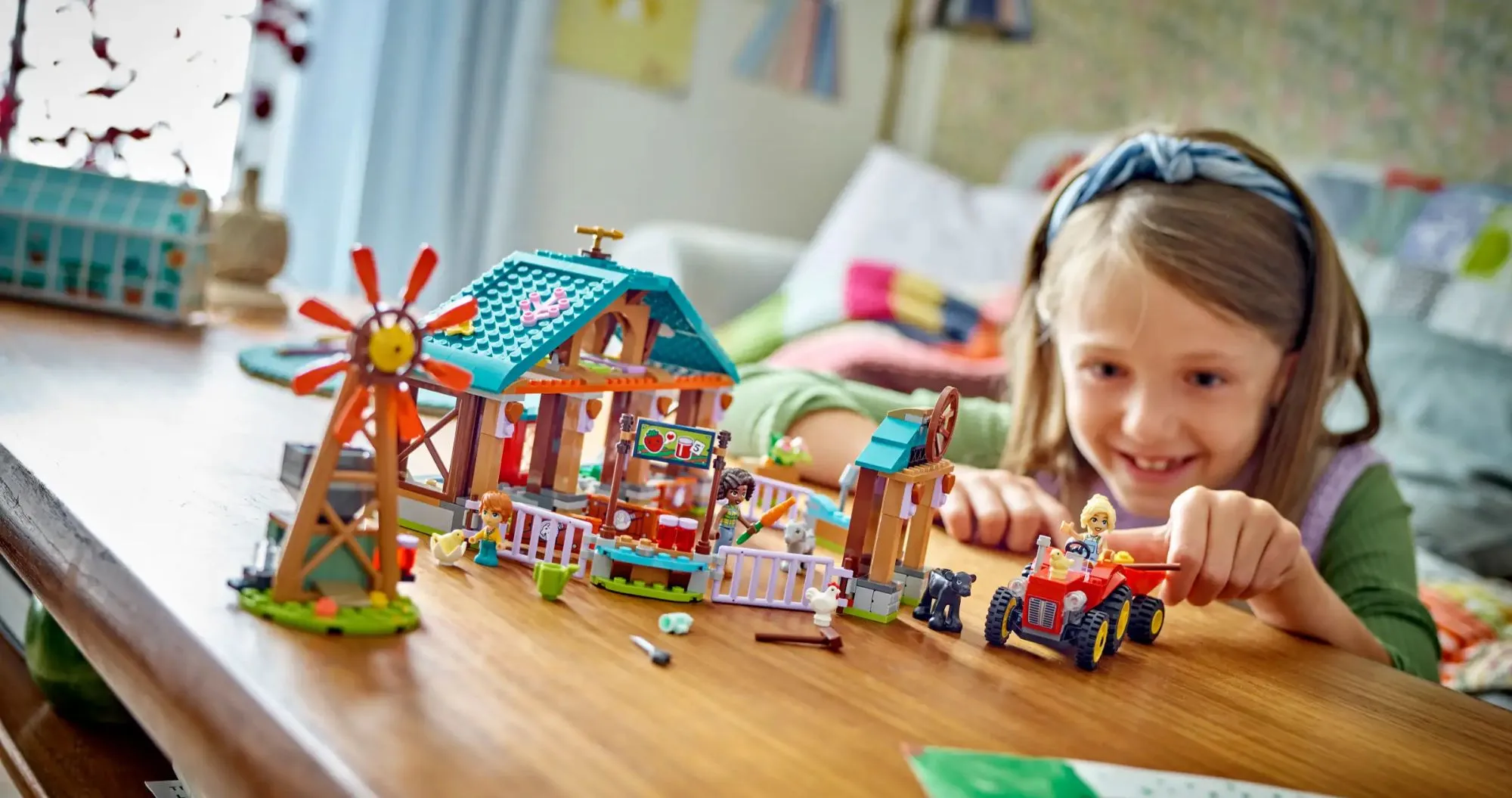 Конструктор LEGO Friends Farm Animal Sanctuary (42617)