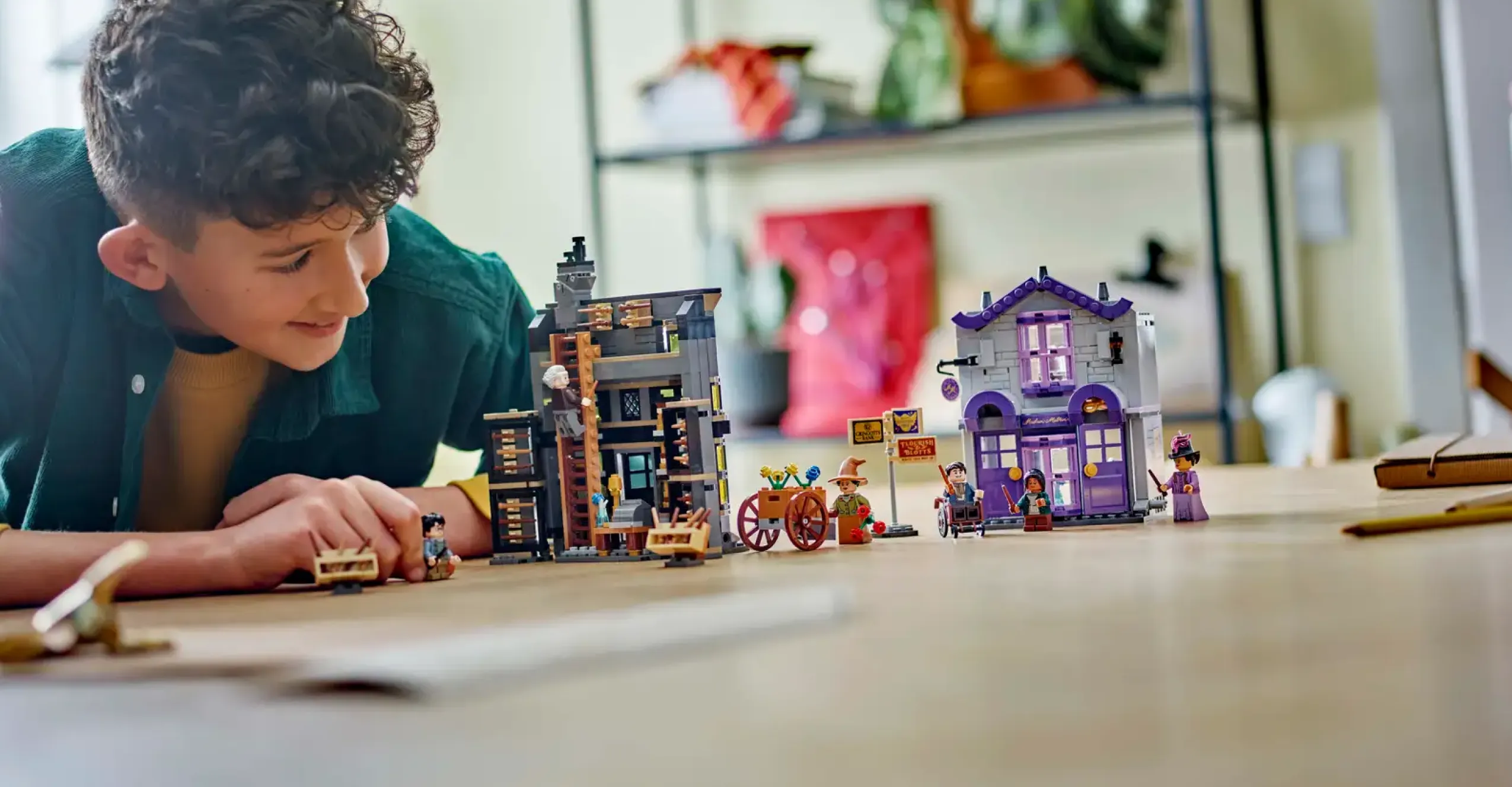 Конструктор LEGO Harry Potter Ollivanders &amp; Madam Malkin's Robes (76439)