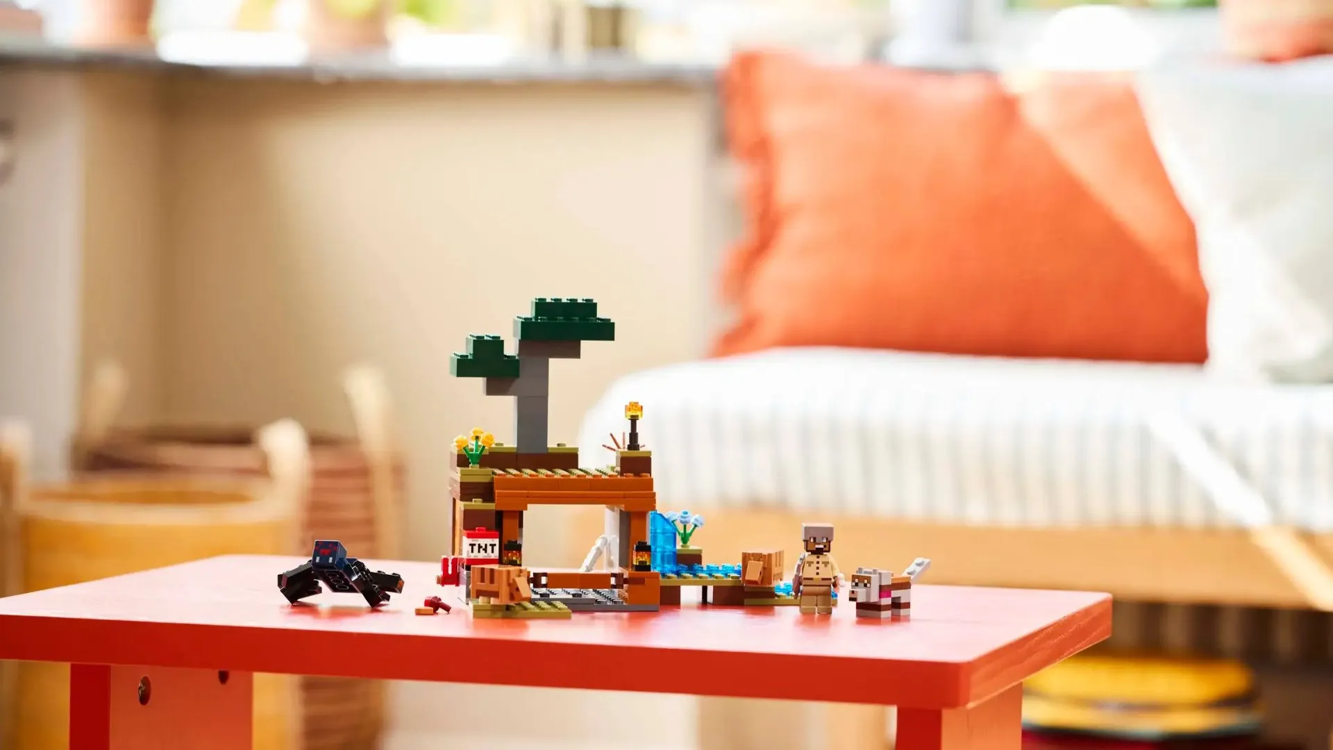 Конструктор LEGO Minecraft Шахтная экспедиция «Броненосец» (21269)