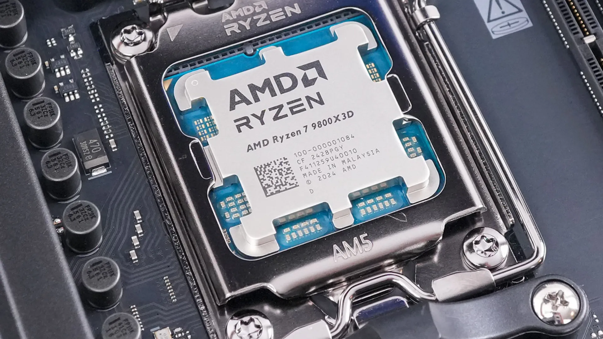 Процесор AMD Ryzen 7 9800X3D sAM5 Tray (100-000001084)