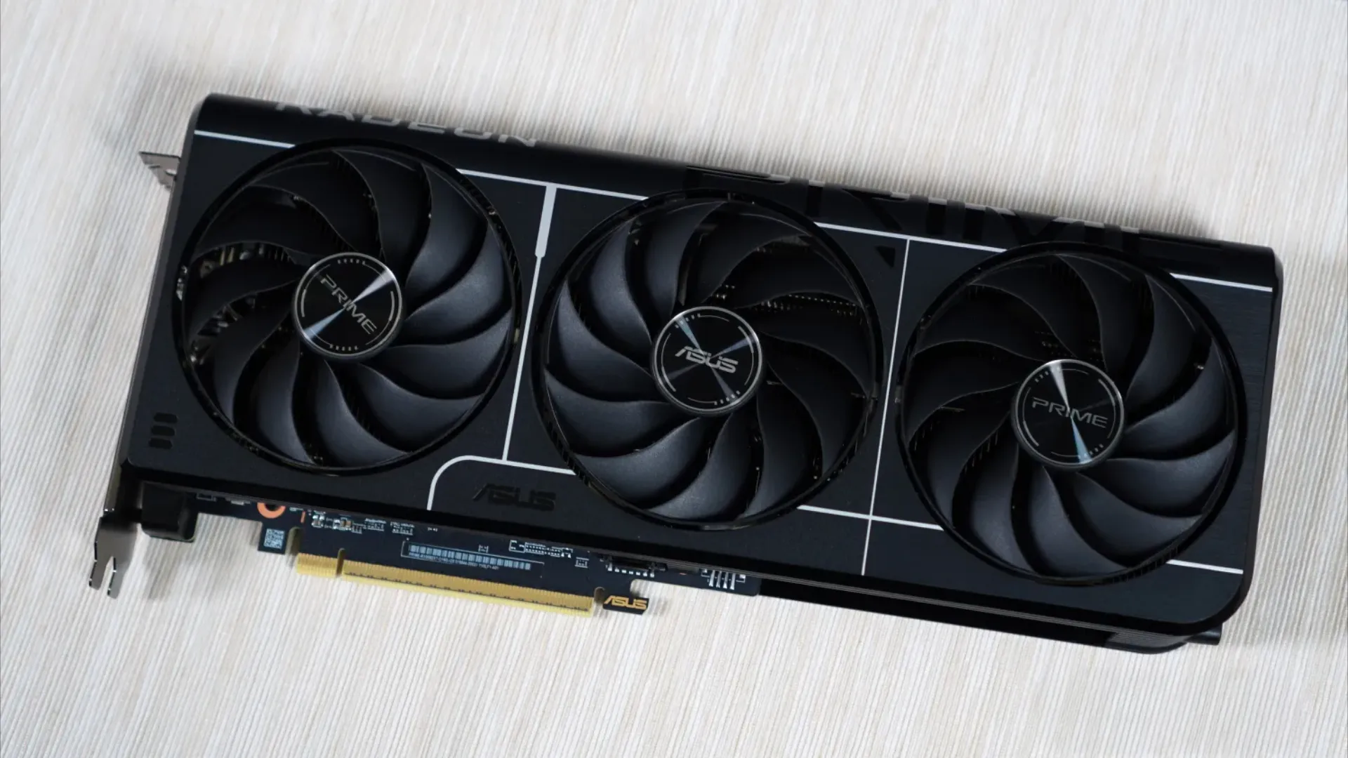 Відеокарта ASUS Radeon RX 9060 XT PRIME 16GB (PRIME-RX9060XT-O16G)