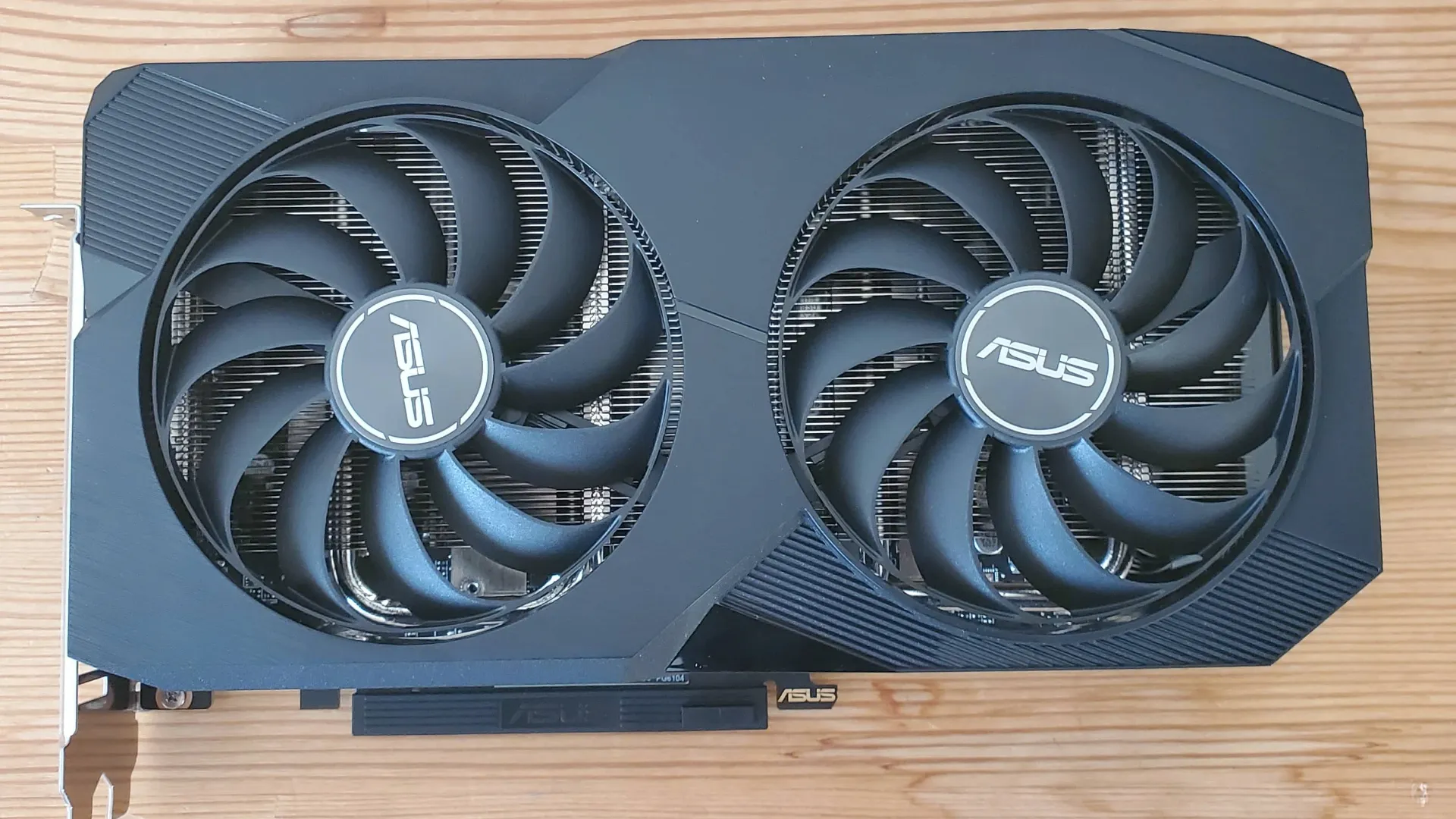 Видеокарта ASUS Radeon RX 7600 Dual EVO 8GB (90YV0LD0-M0NA00)