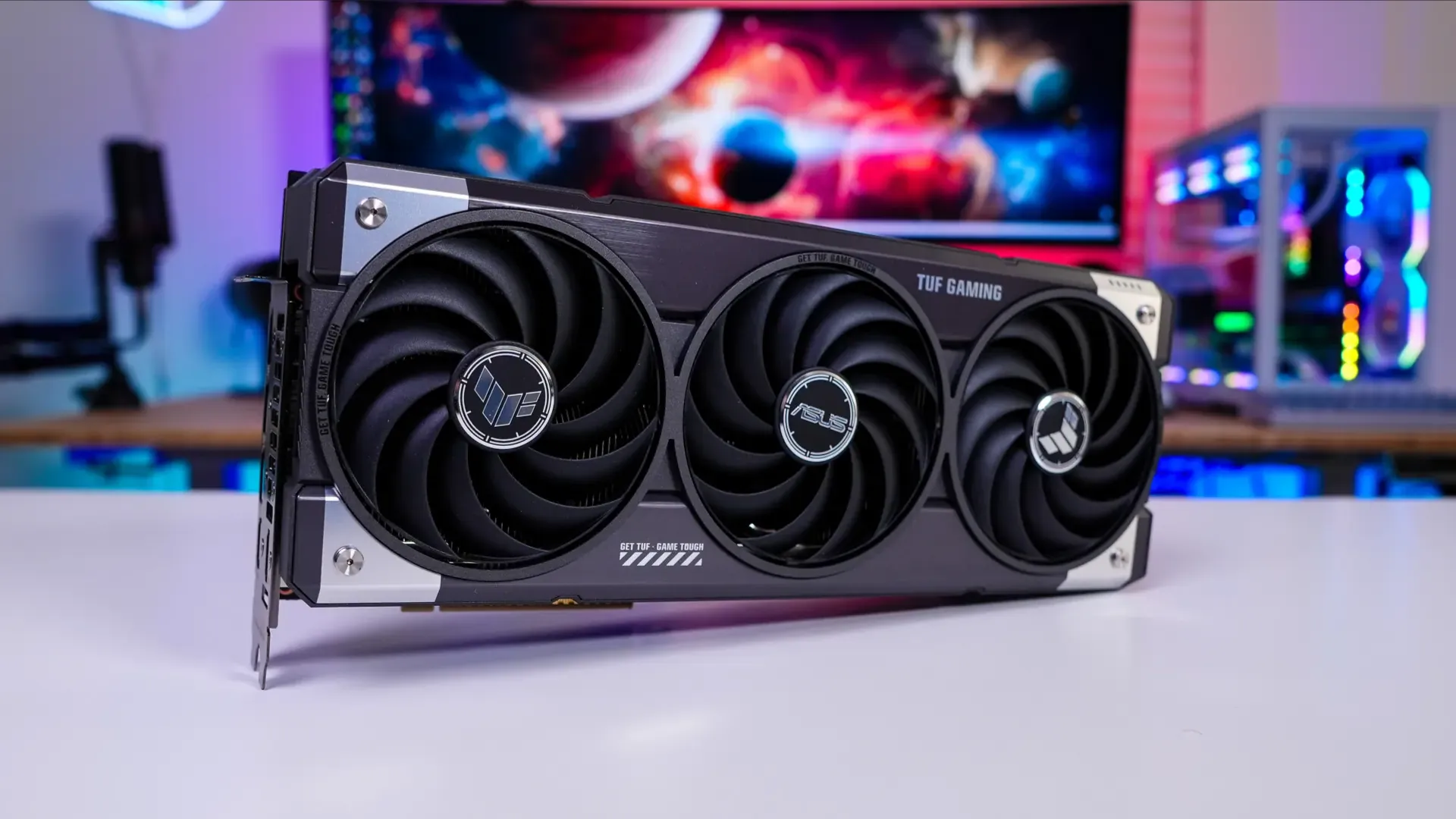 Видеокарта ASUS GeForce RTX 5070 TUF Gaming 12GB (90YV0LZ0-M0NA00)
