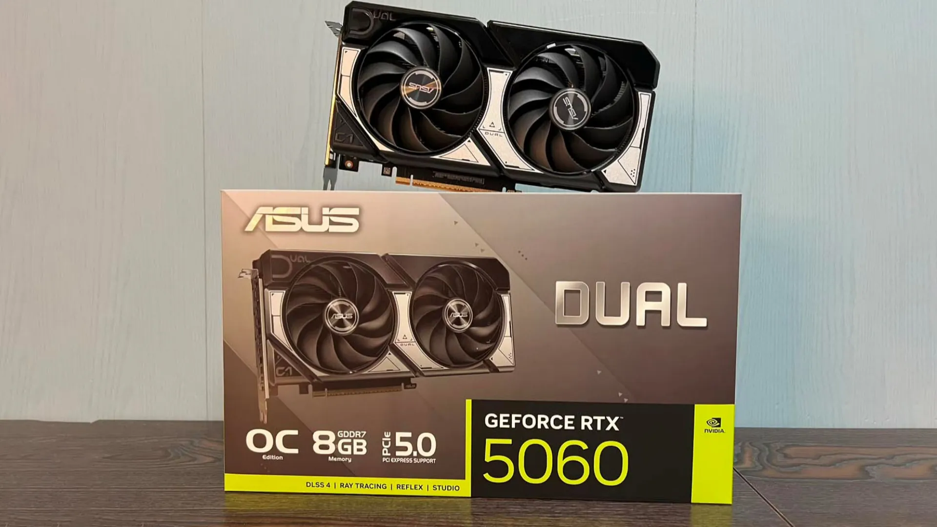 Видеокарта ASUS GeForce RTX 5060 Dual 8GB (90YV0N15-M0NA00) (White)