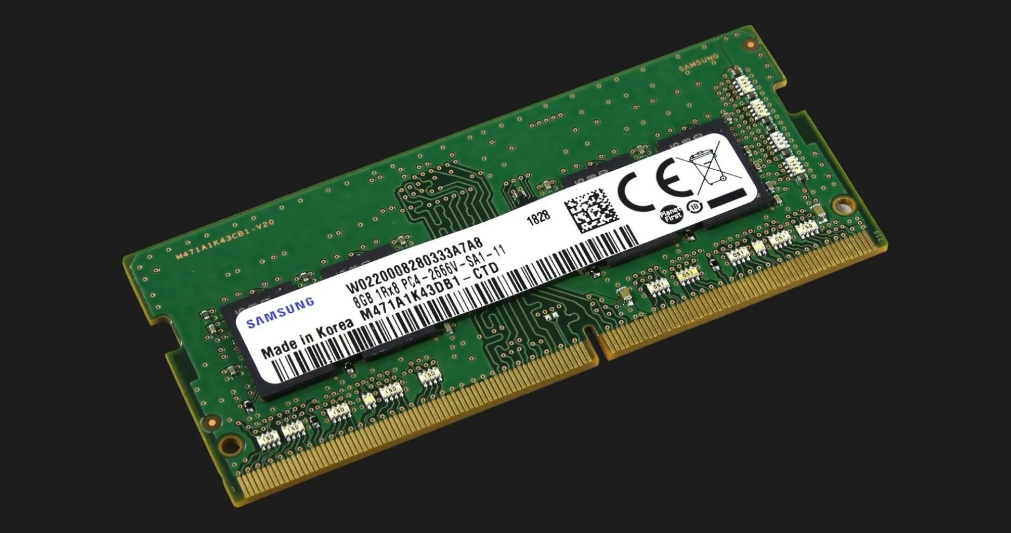 Оперативная память Samsung SO-DIMM DDR4 8GB 1x8GB 2666MHz (M471A1K43DB1-CTD)