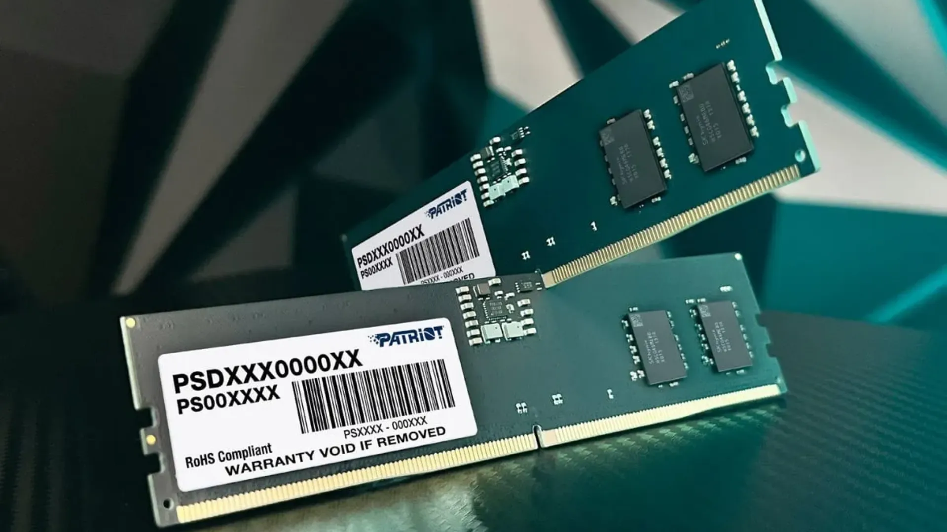 Оперативна памʼять Patriot Signature Line DDR4 8GB 1x8GB 3200MHz (PSD48G320081)