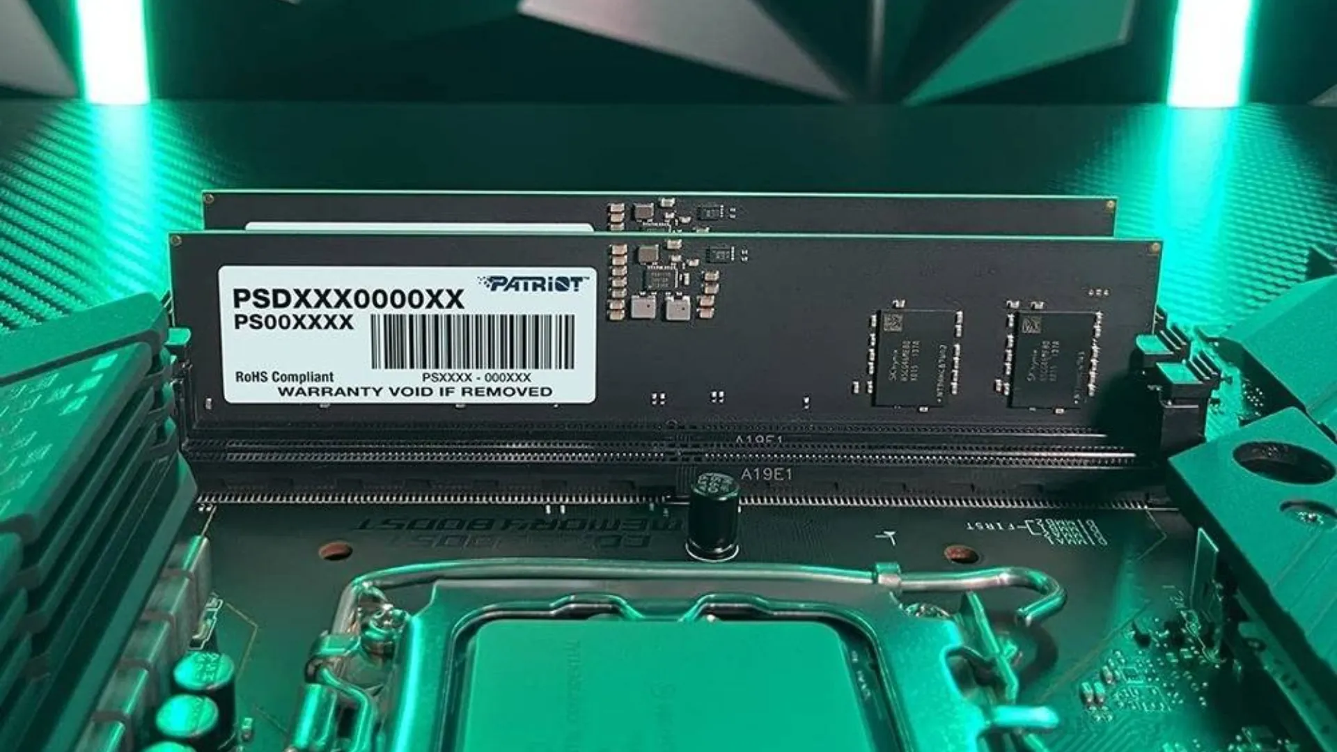 Оперативна памʼять Patriot Signature Line DDR4 8GB 1x8GB 3200MHz (PSD48G320081)