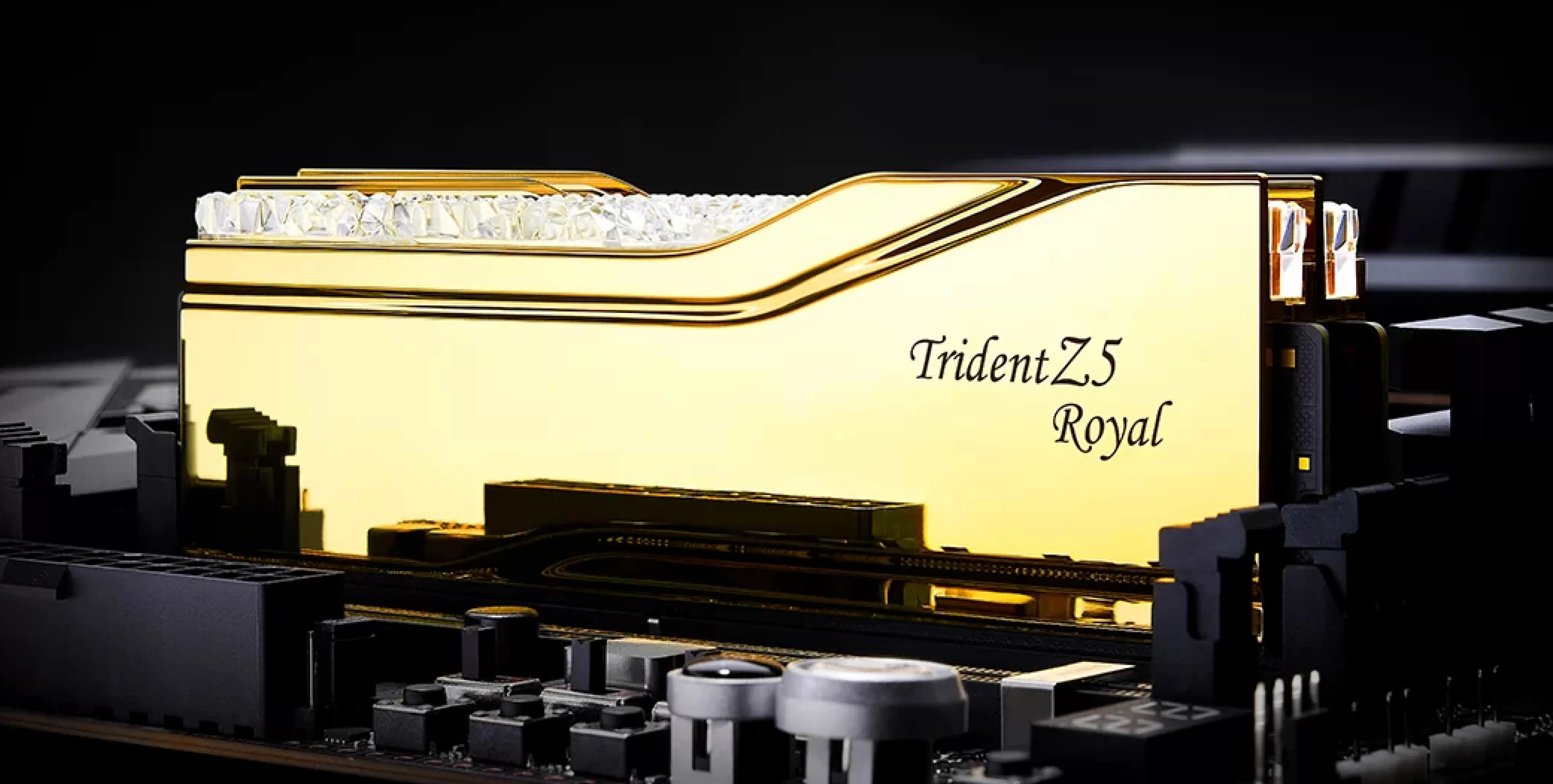 Оперативная память G.Skill Trident Z5 Royal Gold DDR5 32GB 2x16GB 6000MHz (F5-6000J2836G16GX2-TR5G)