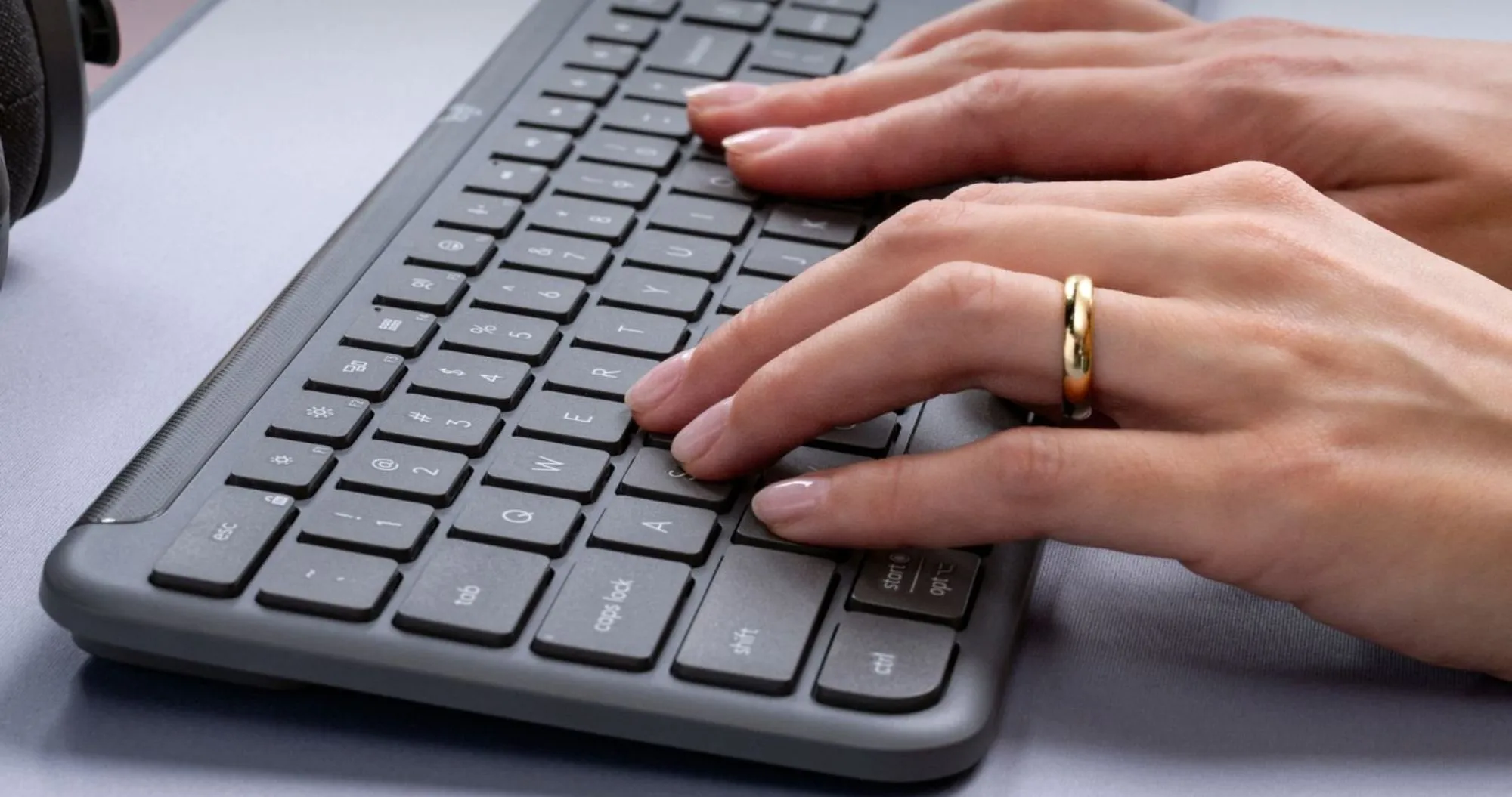 Комплект Logitech Signature Slim Combo MK950 for Business (Graphite) (UA)