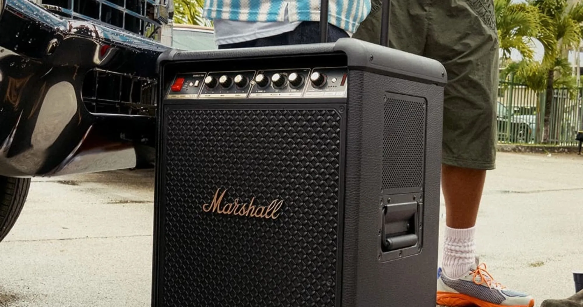 Акустика Marshall Bromley 750 Party Speaker Black and Brass (Black)