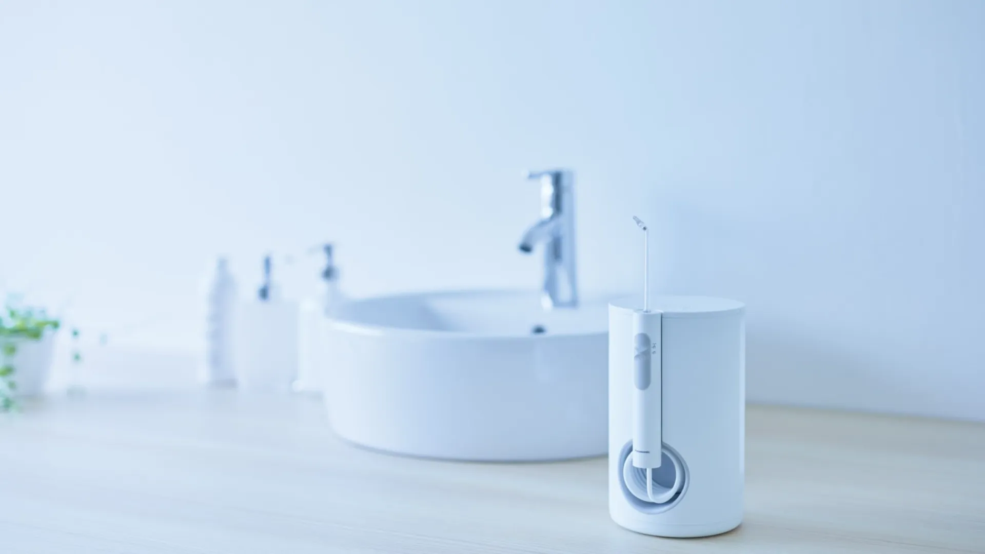 Іригатор стаціонарний Panasonic, 4 насадки (EW1614W520) (White)