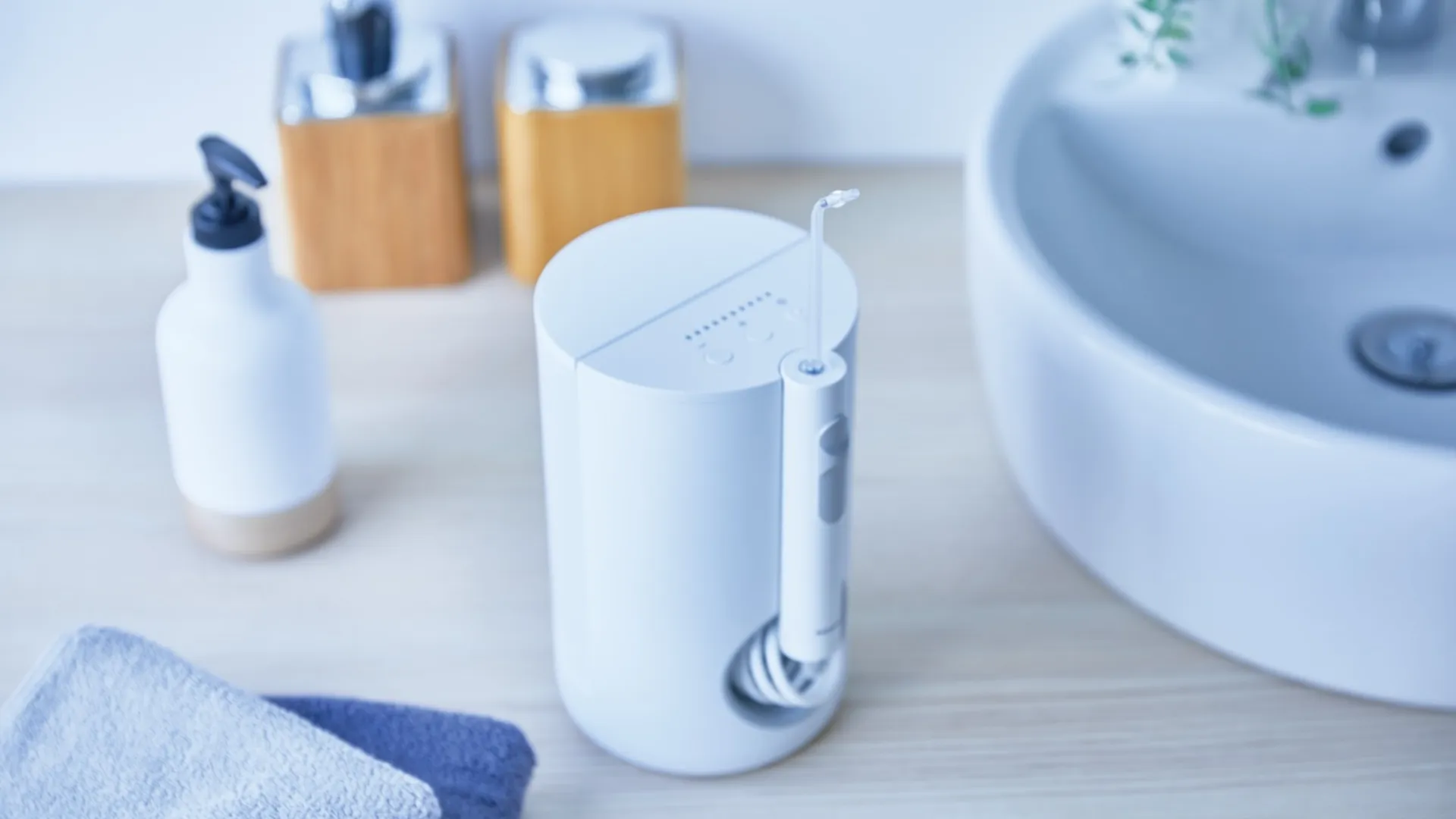 Іригатор стаціонарний Panasonic, 4 насадки (EW1614W520) (White)