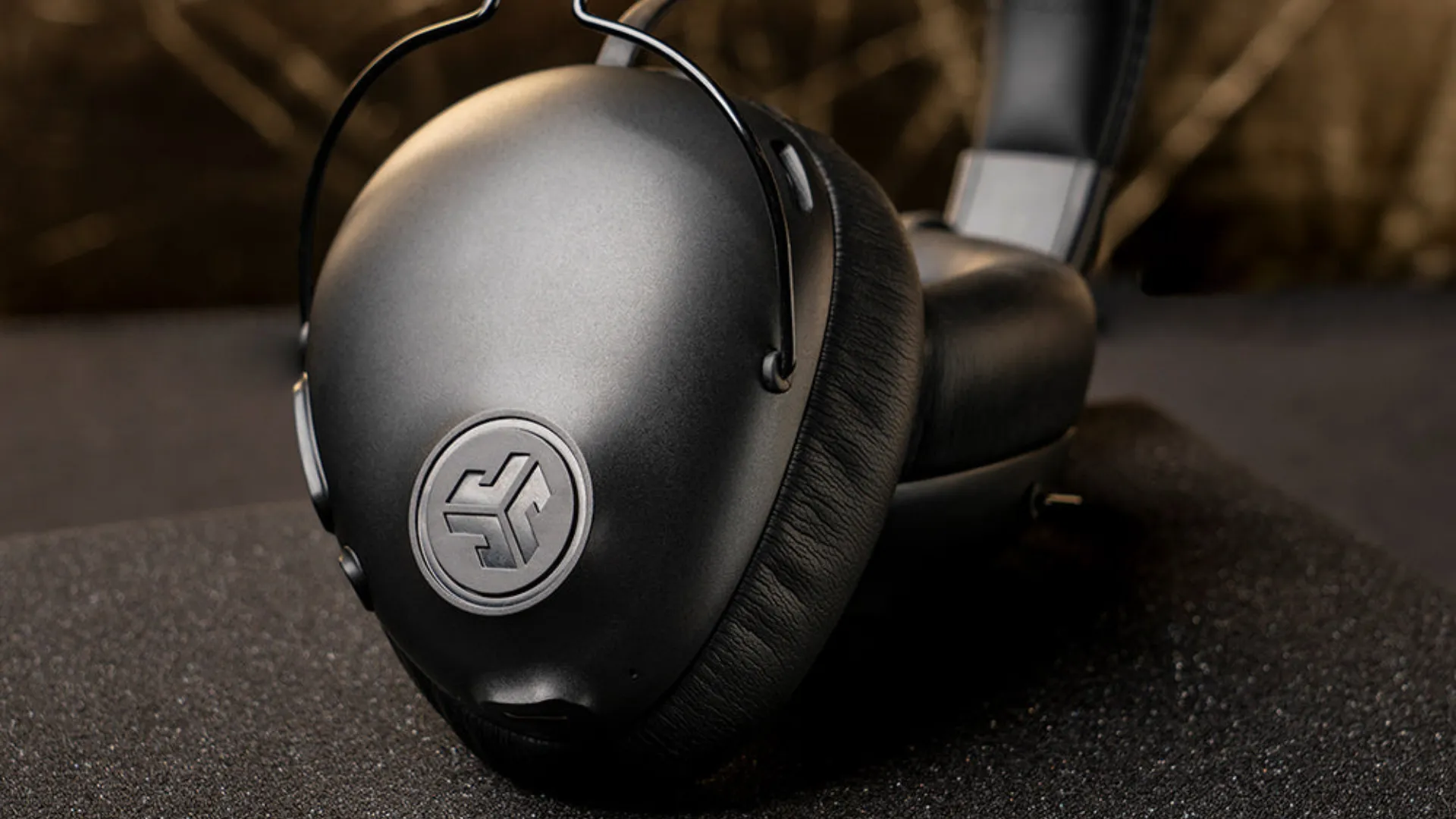 Наушники Jlab Studio Pro Over Ear Wireless (Black)