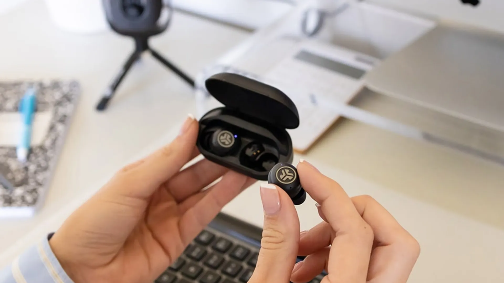 Наушники Jlab JBuds Air Pro True Wireless (Black)