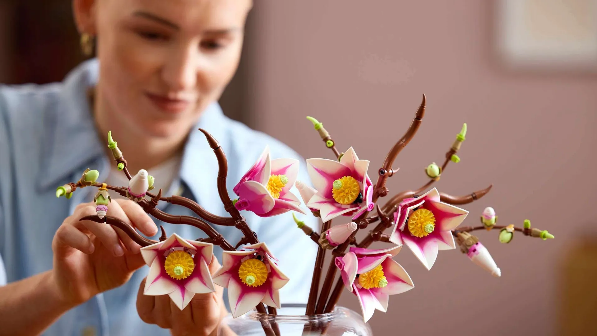 Конструктор LEGO Botanicals Гілки магнолії (11510)