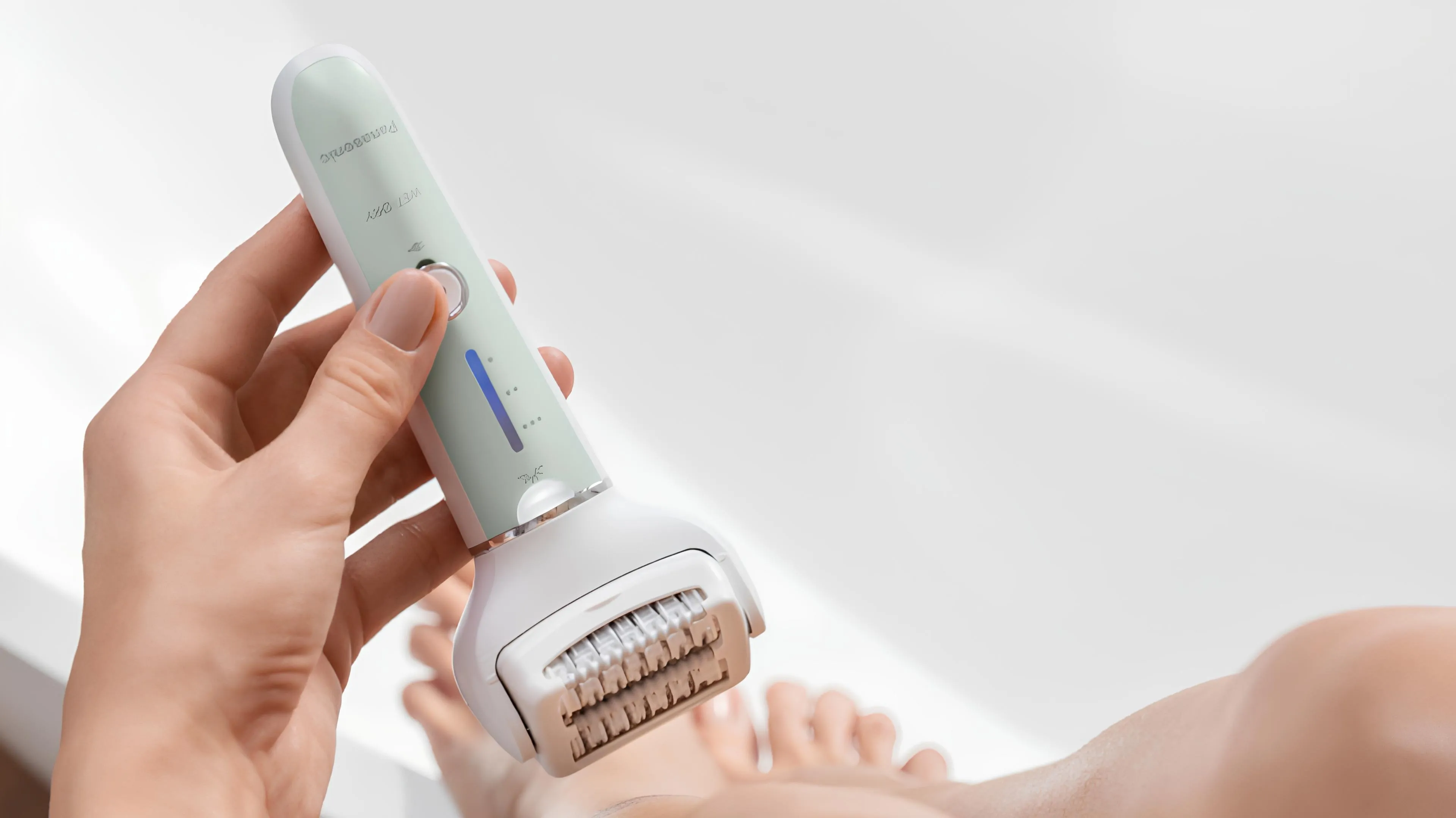 Епілятор Panasonic (ES-EY70-G520) (Green/White)