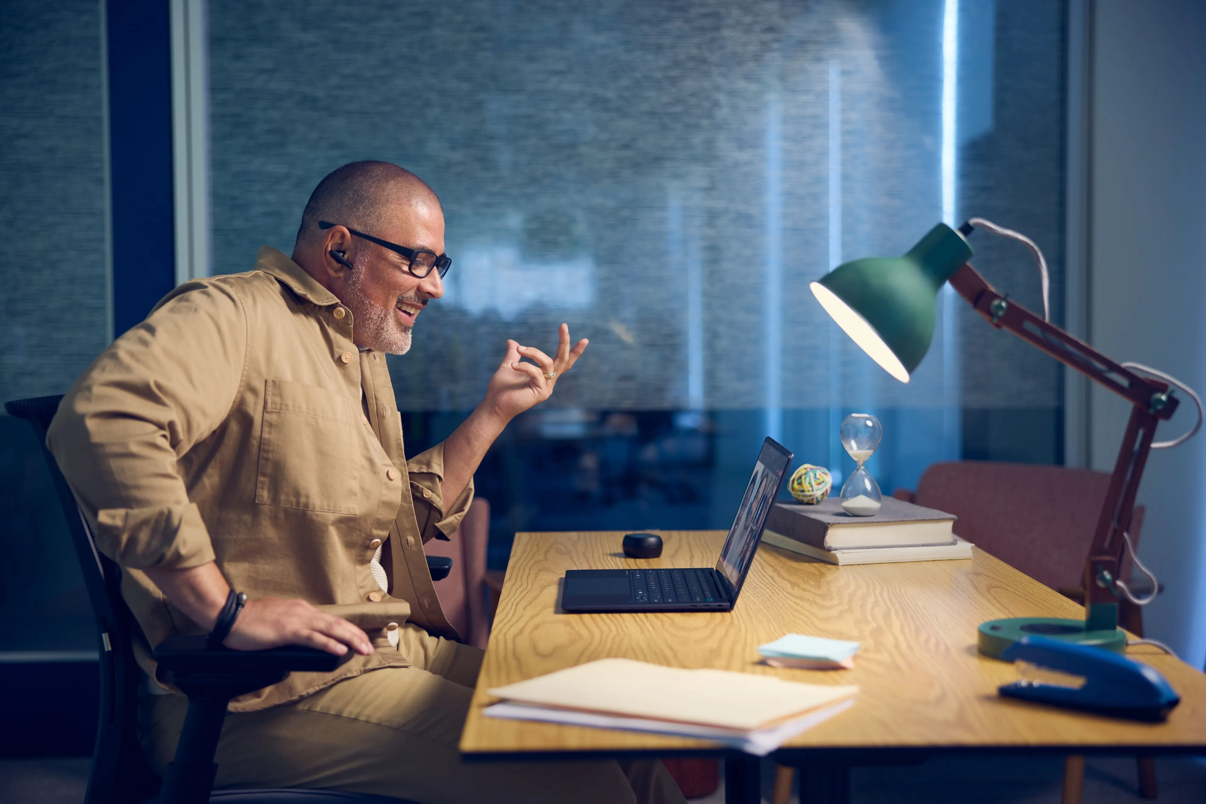 Ноутбук HP EliteBook Ultra G1i 14" (Intel Core Ultra 7/32GB/1TB (SSD)/Intel Arc) (B9ZX21ET) (Standard)