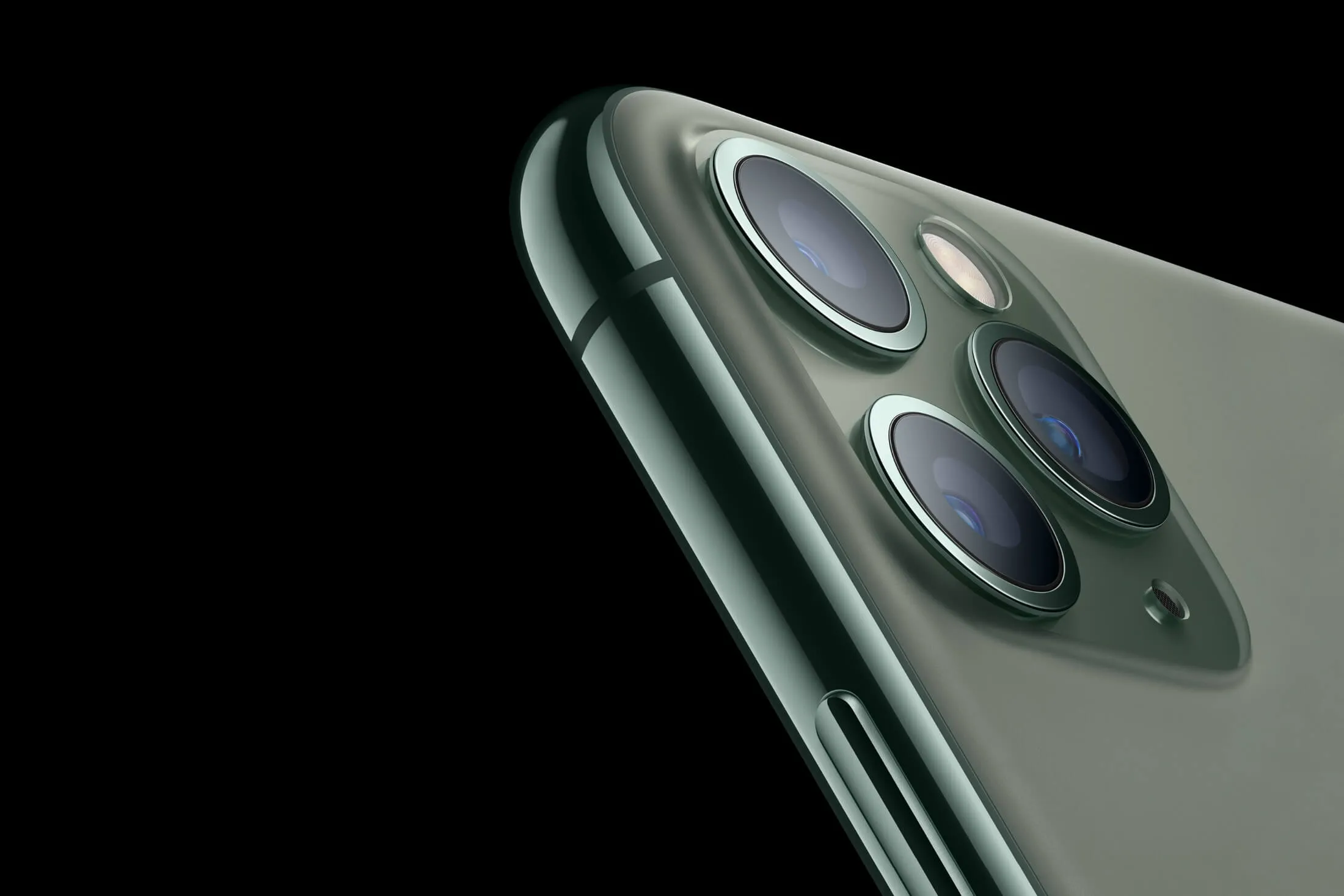 iPhone 18 Pro камера