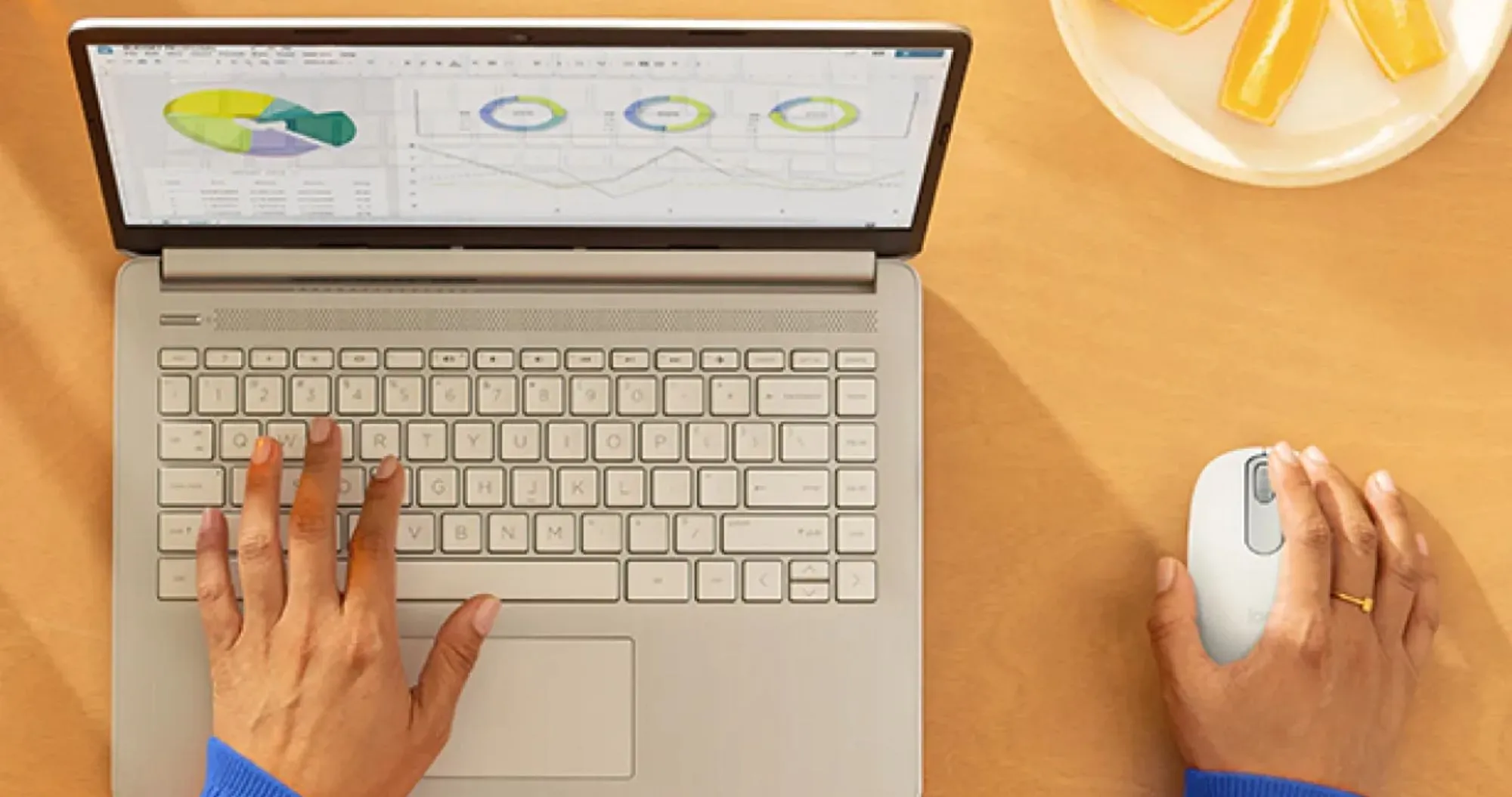 Миша бездротова Logitech M196 (Off White) (UA)