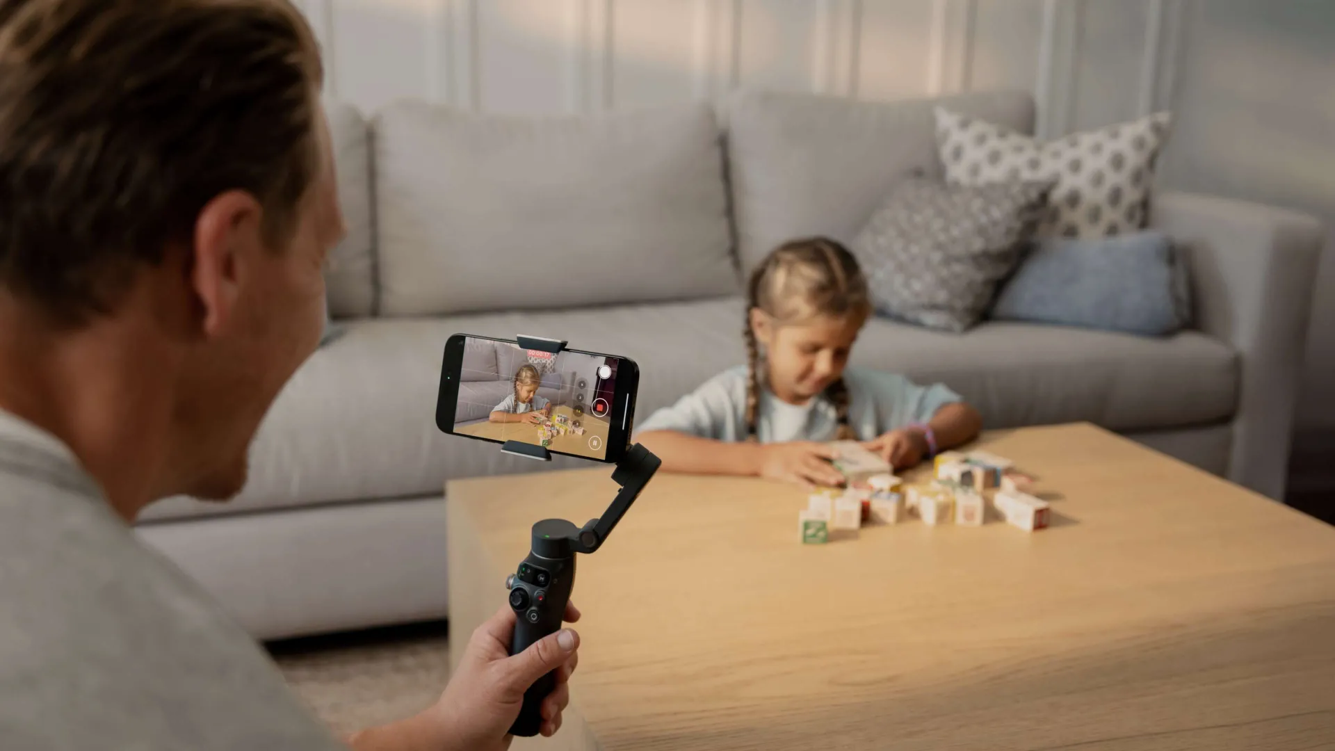 Стабилизатор DJI Osmo Mobile 8 (CP.OS.00000492.01, CP.OS.00000492.03)