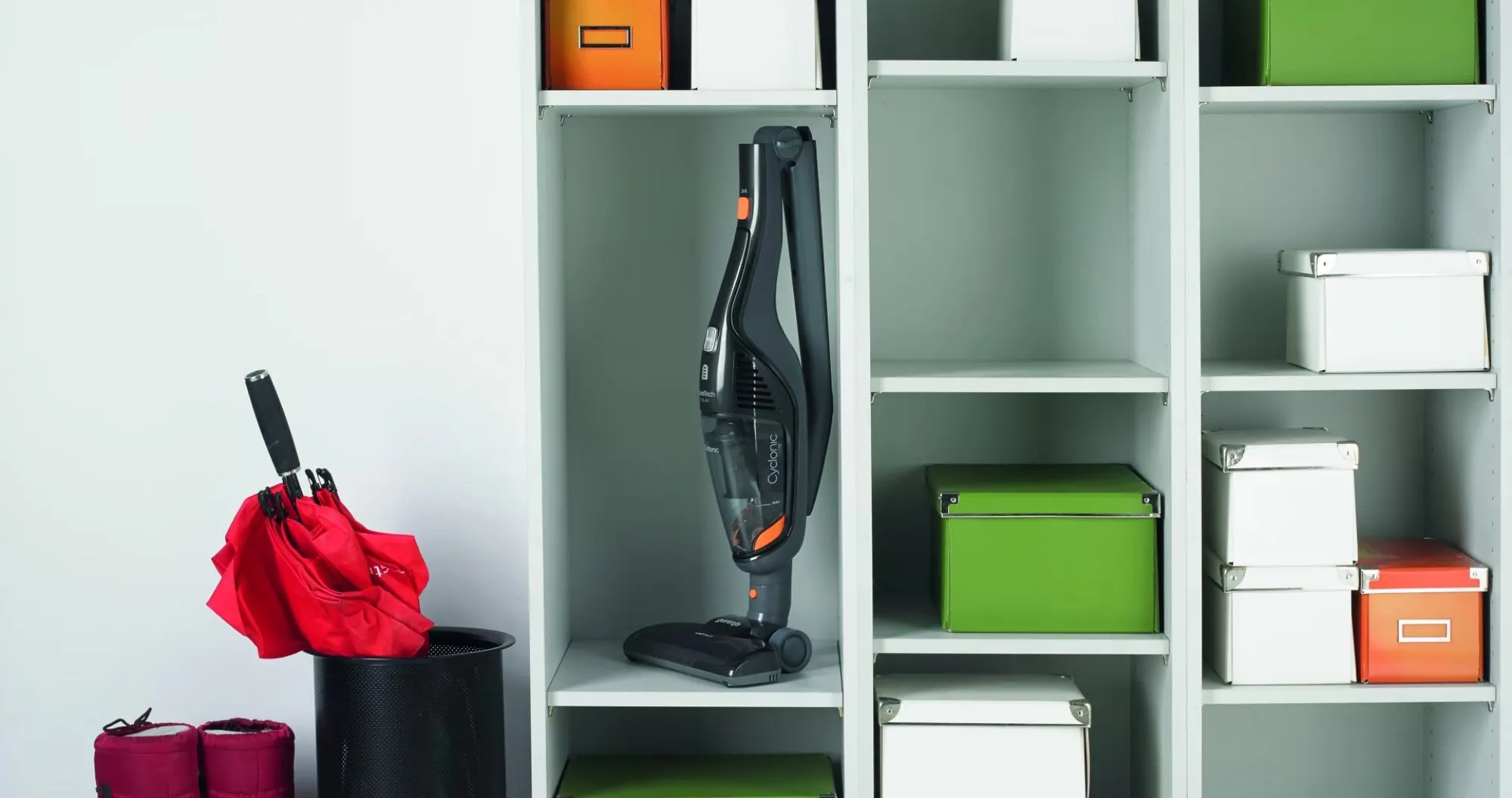 Акумуляторний пилосос Gorenje SVC144FBK