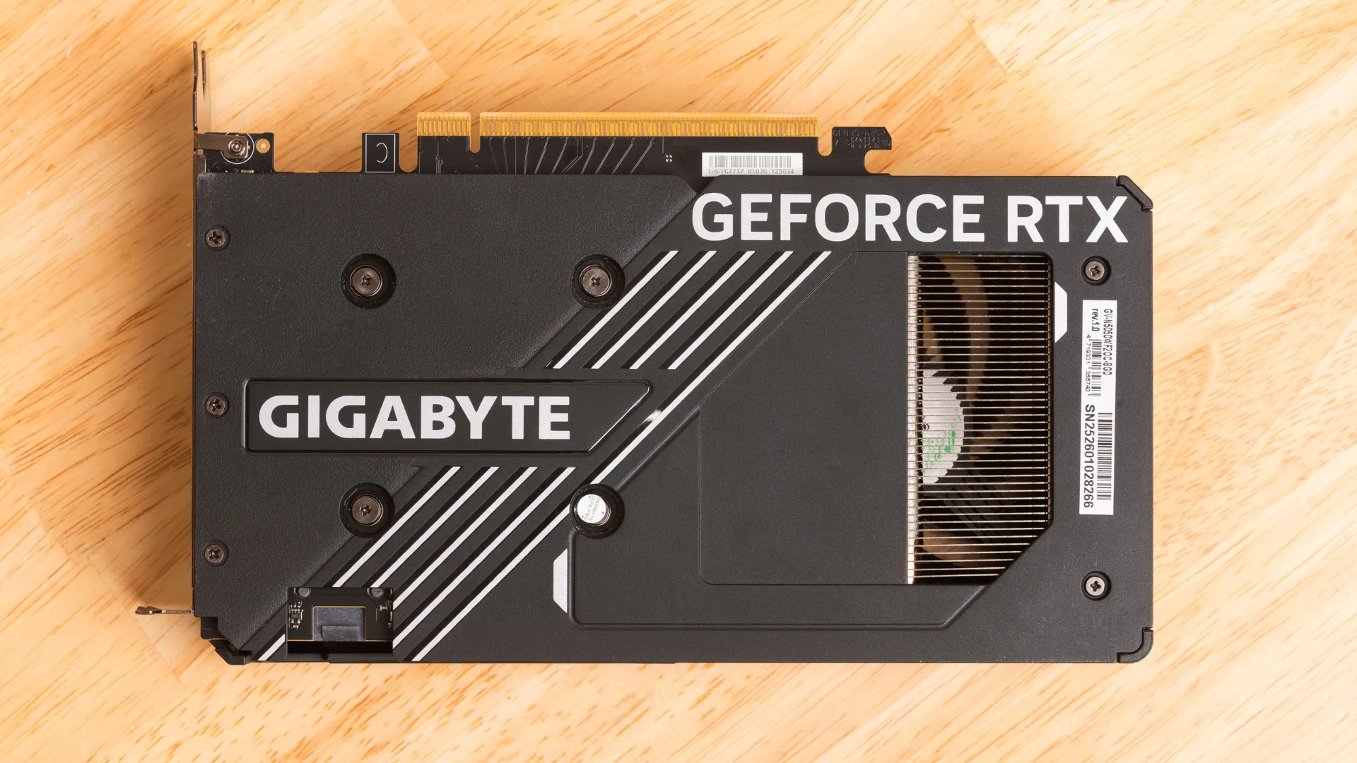 Відеокарта GIGABYTE GeForce RTX 5050 WINDFORCE 2 OC 8GB (GV-N5050WF2OC-8GD)