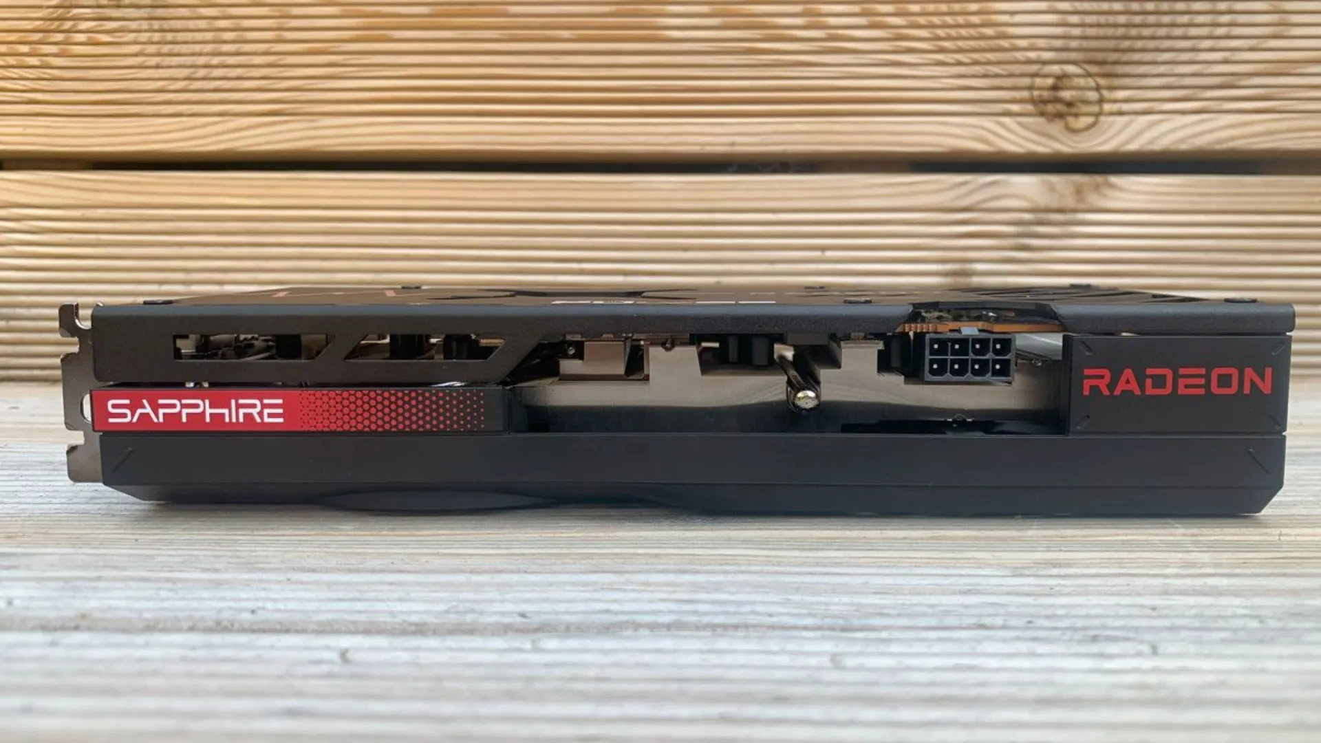 Видеокарта Sapphire Radeon RX 7600 Pulse Gaming 8GB (11324-01-20G)