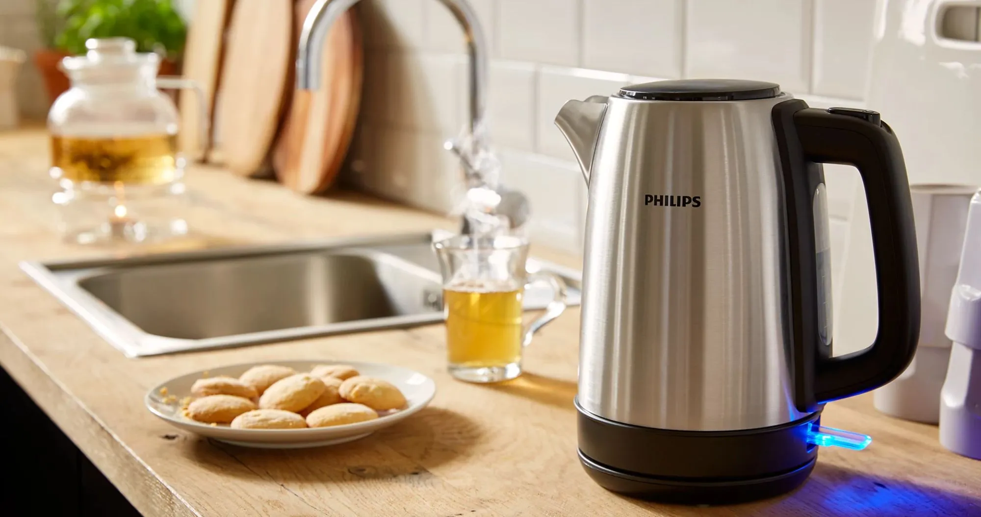 Электрочайник Philips HD9350/90