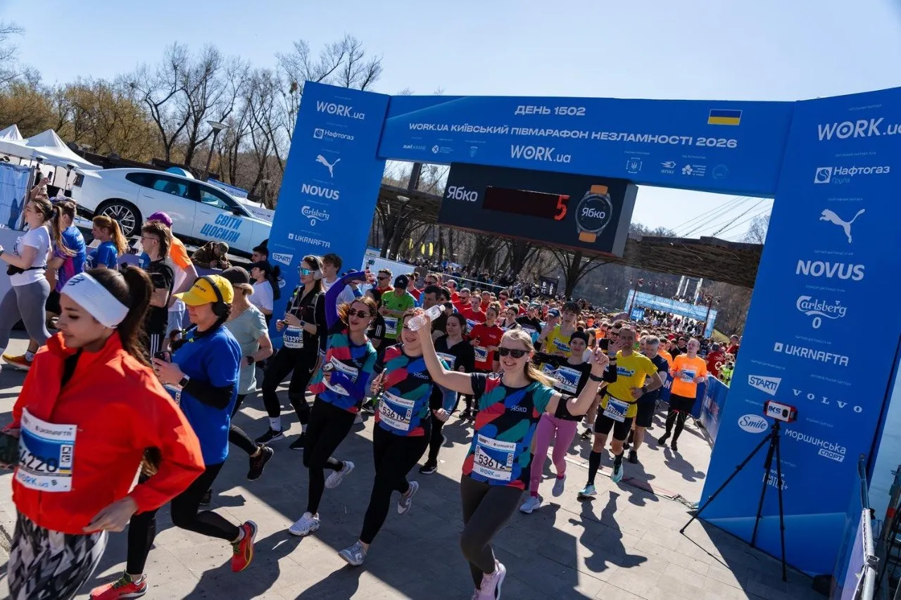 Бегосбор.Весна завершён: сеть Ябко конвертировала 60 729 км в 1 000 000 грн для ССО Украины