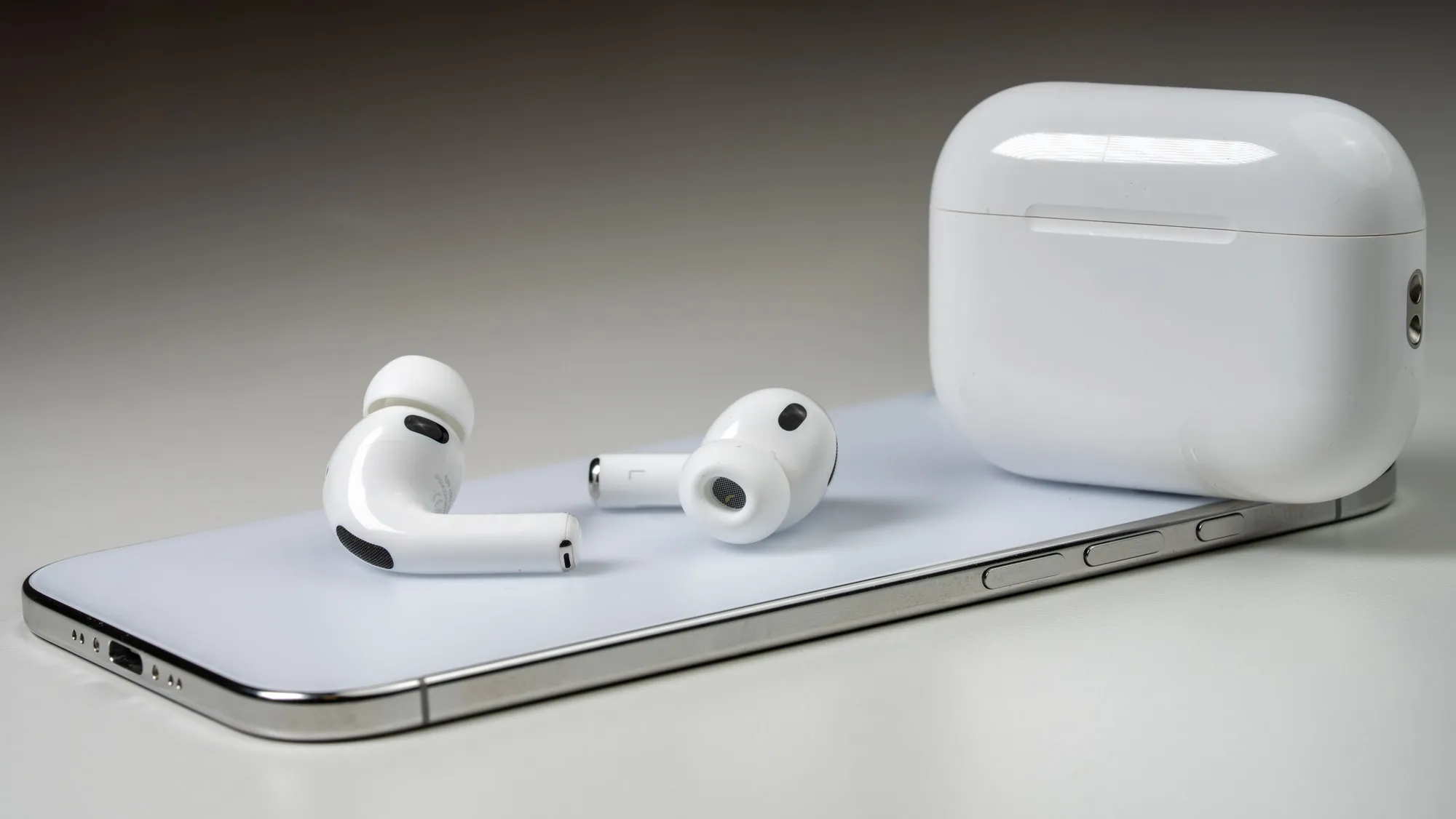 AirPods Pro 3 дизайн