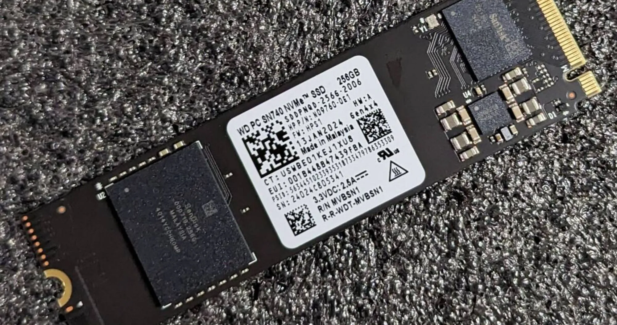 Накопитель SSD WD SN740 256GB NVMe PCIe 4.0 (WD PC SN740 SDDPNQD 256G)