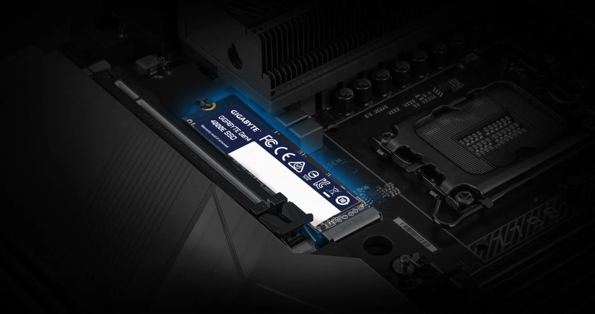 Накопичувач SSD Gigabyte Gen4 4000E 250GB NVMe PCIe 4.0 (G440E250G)