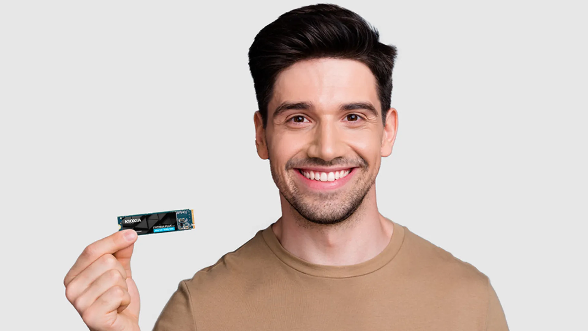 Накопичувач SSD Kioxia Exceria Plus G4 1TB NVMe PCIe 5.0 (LVD10Z001TG8)