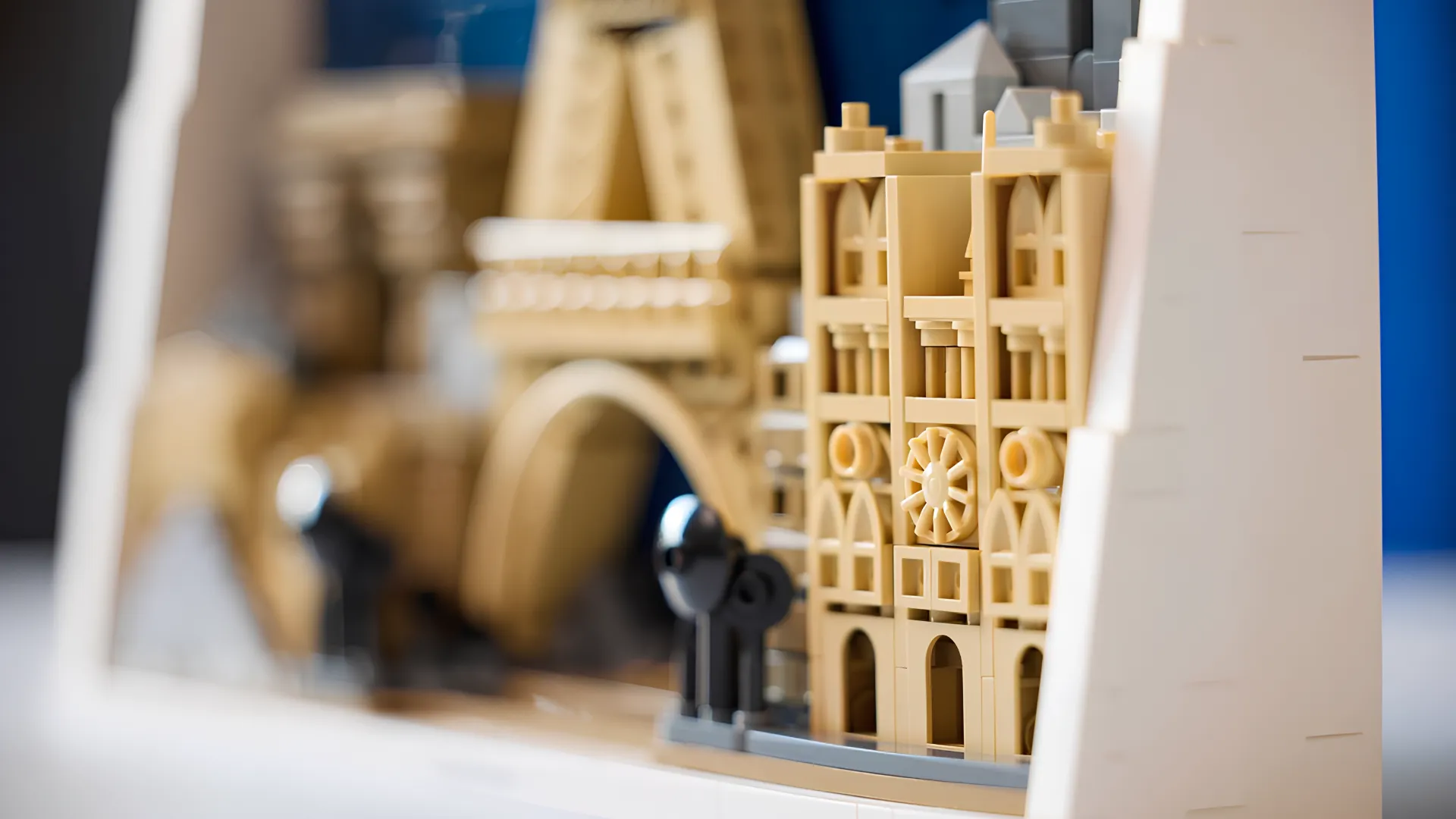Конструктор LEGO Architecture​ Париж — город любви (21064)
