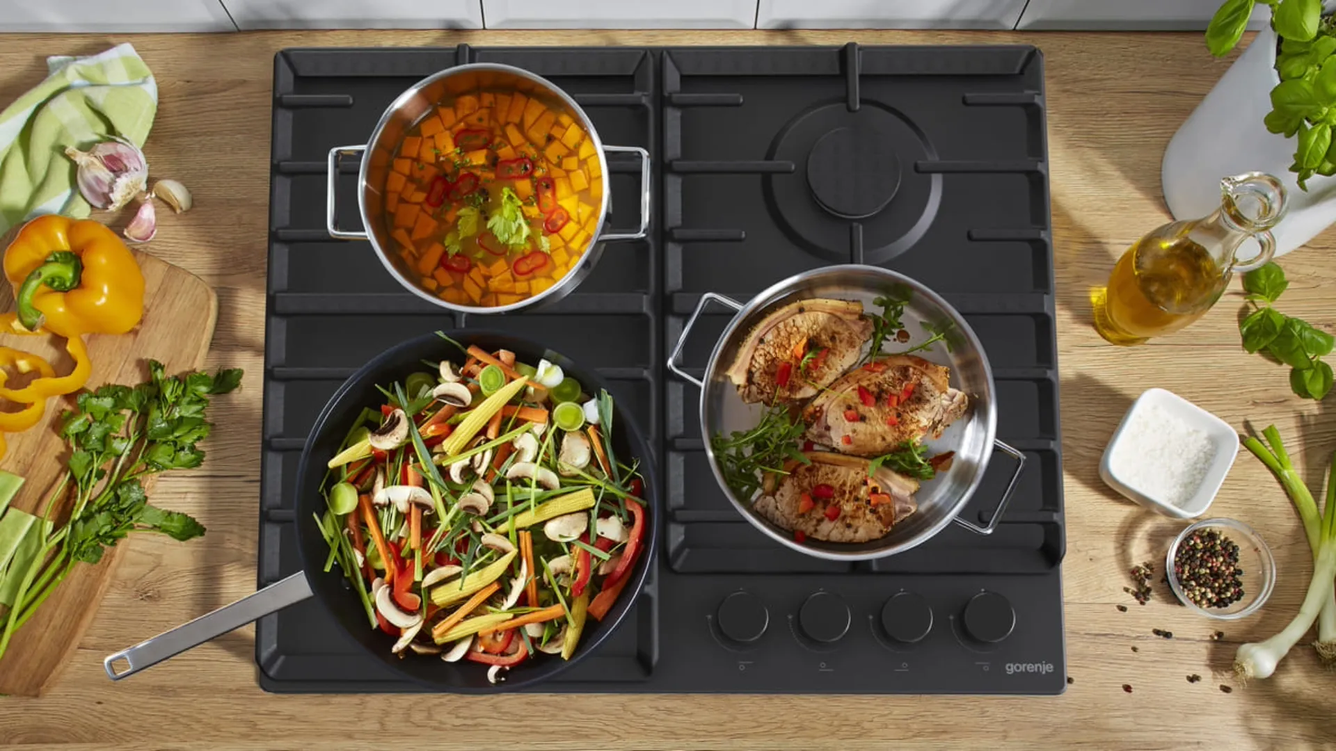 Варильна поверхня Gorenje газова на склі, 60см, чавун (GTW642SYB) (Black)